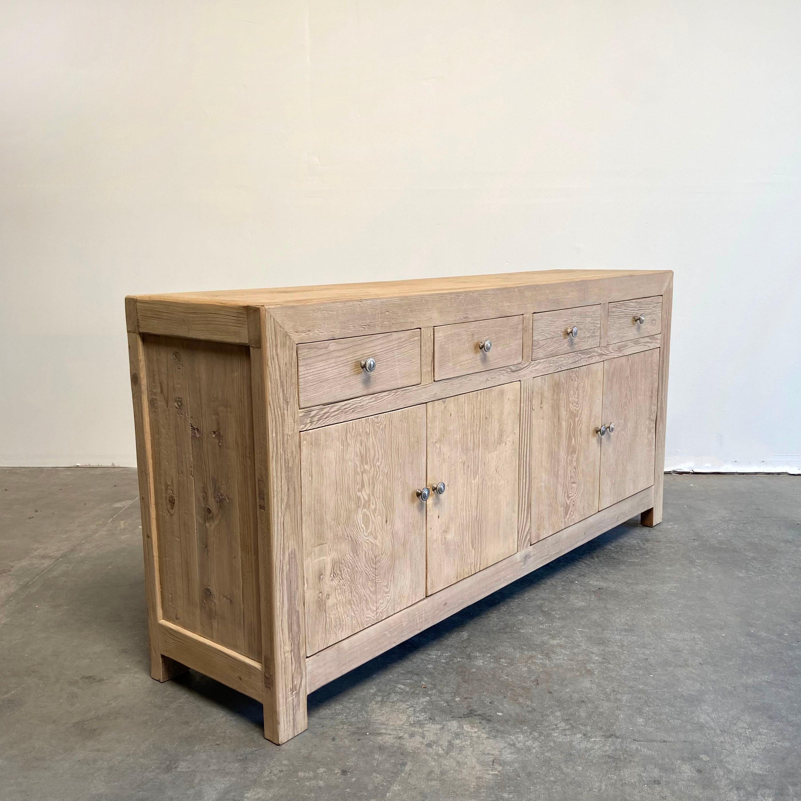 Reclaimed pine cabinet with drawers and doors
Natural bleach reclaimed pine with patina. Cabinet with 4 working drawers and doors.
Doors are removable to use as open shelving if you wanted.
Doors and drawers open with ease. Top has a natural