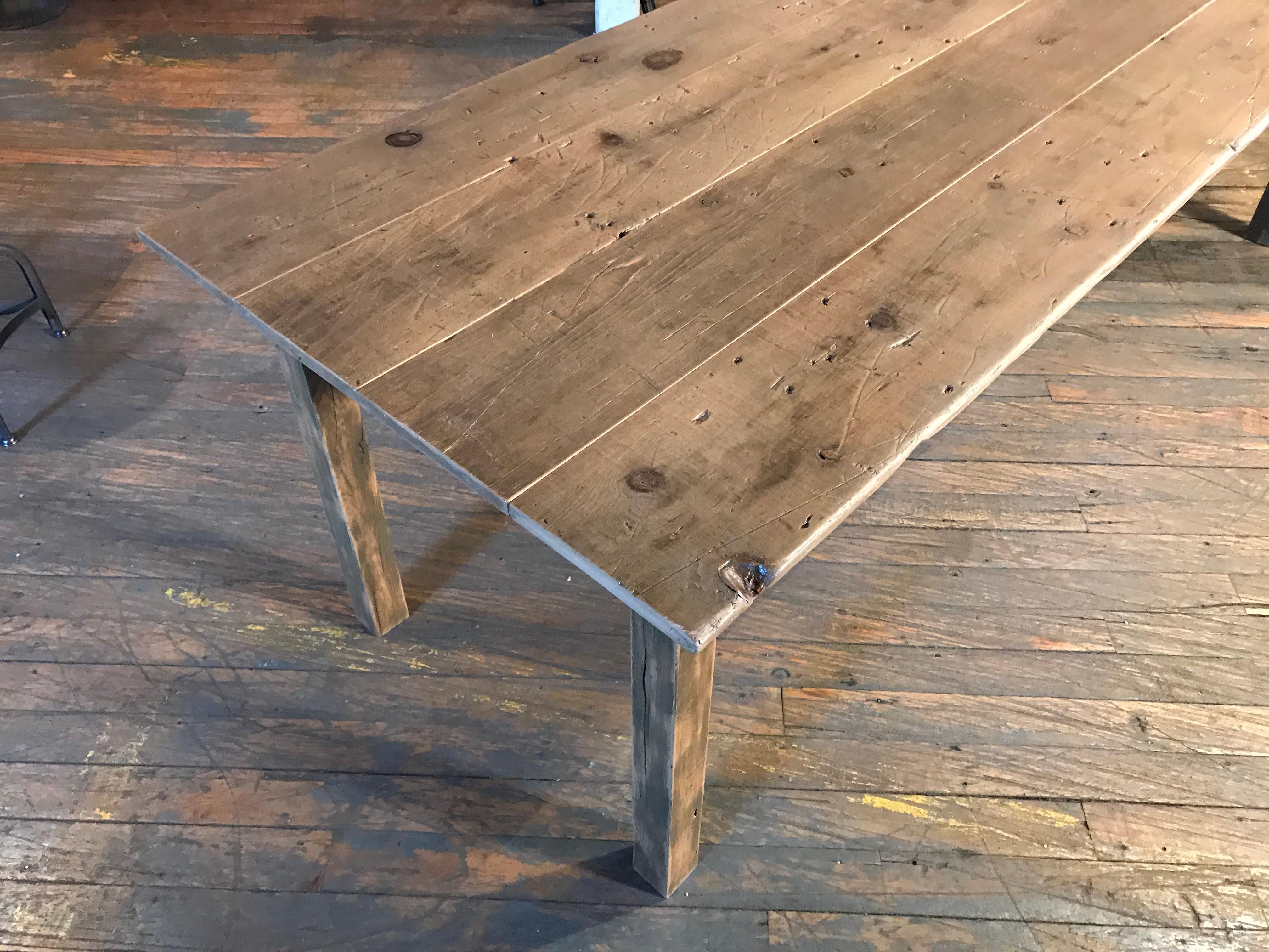 Reclaimed Pine Harvest Table In Good Condition In Oakville, CT