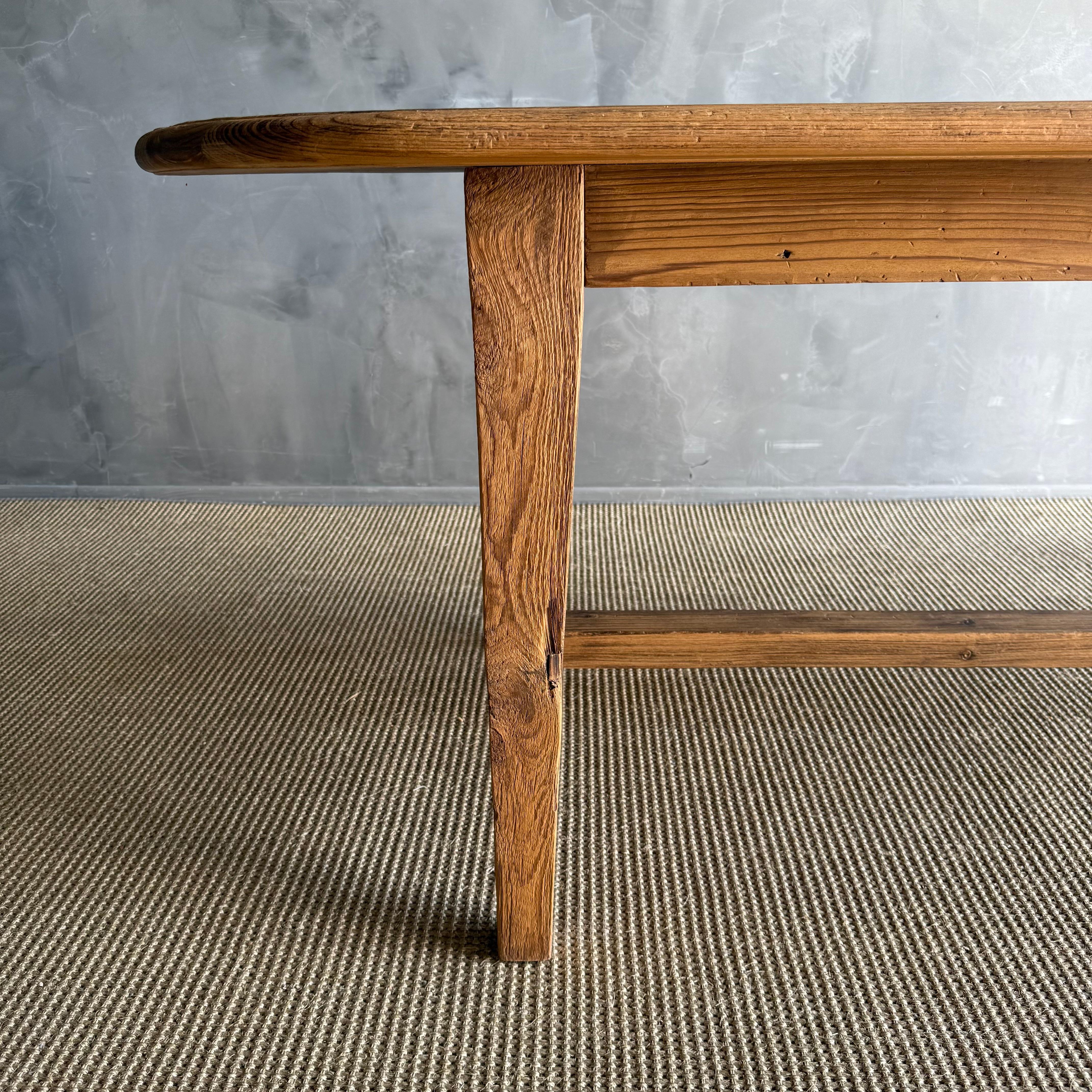 Table de salle à manger ovale en pin recyclé Style fermier européen en vente 5