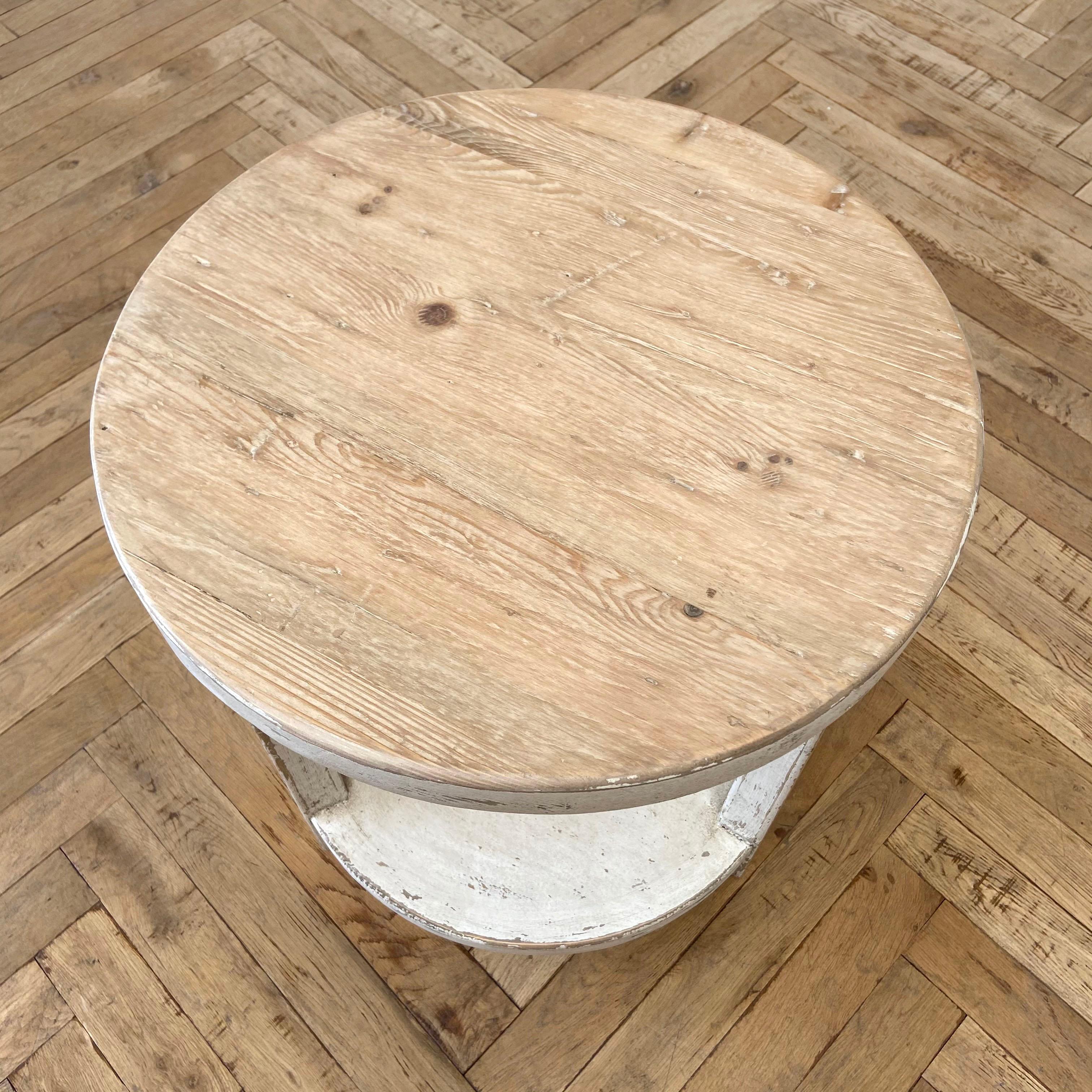 Reclaimed Pine Round Side Table with White Painted Legs In New Condition For Sale In Brea, CA