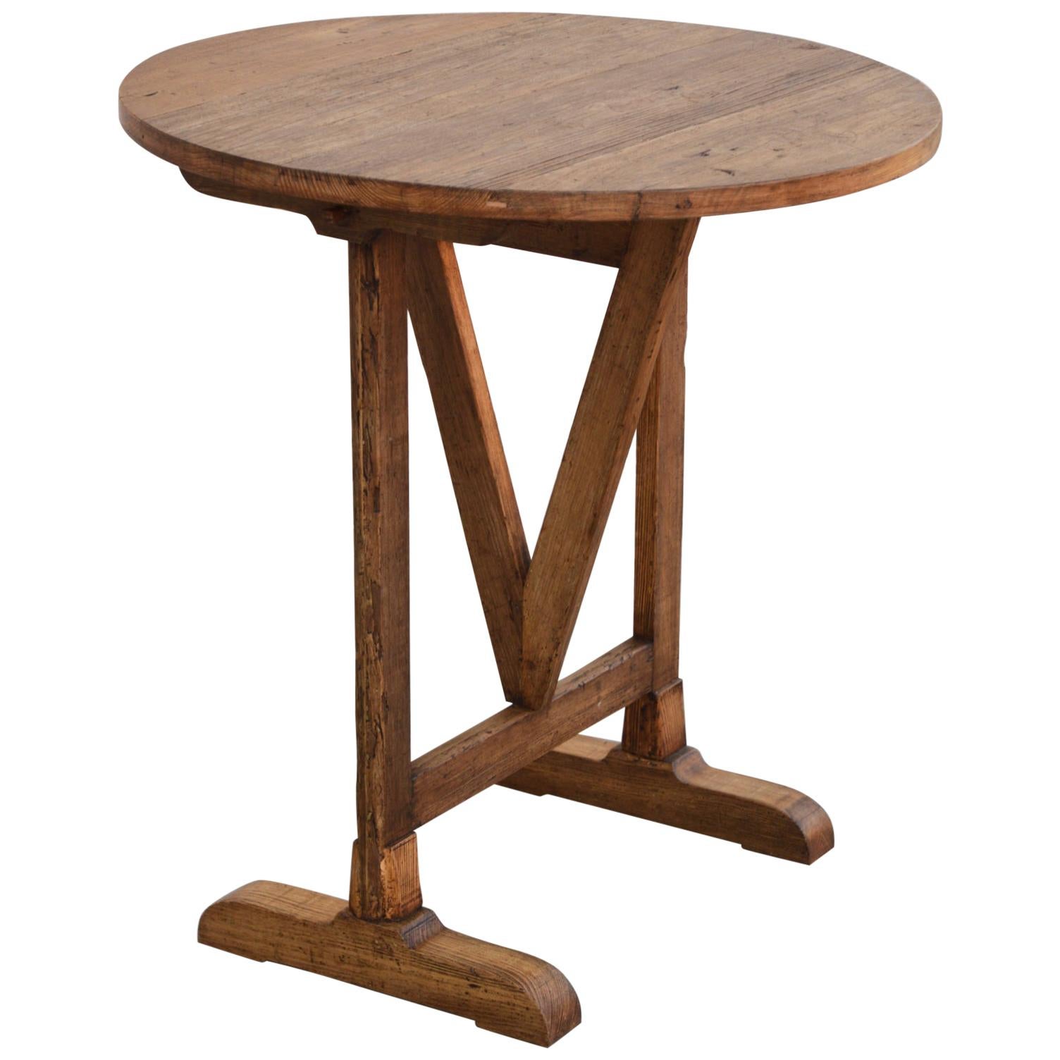 Clemmie Tilt-Top Table in Reclaimed Pine For Sale
