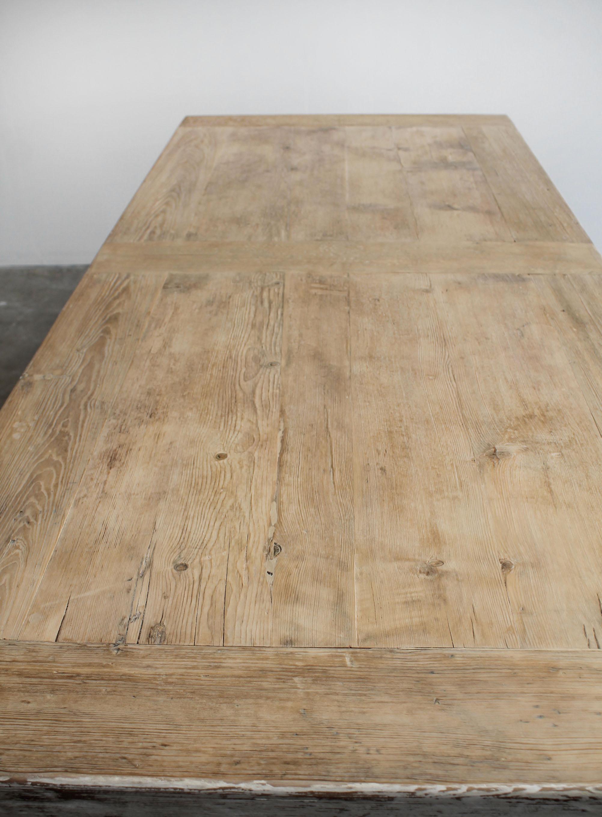Reclaimed Pine Wood Dining Table with Distressed White Paint For Sale 7
