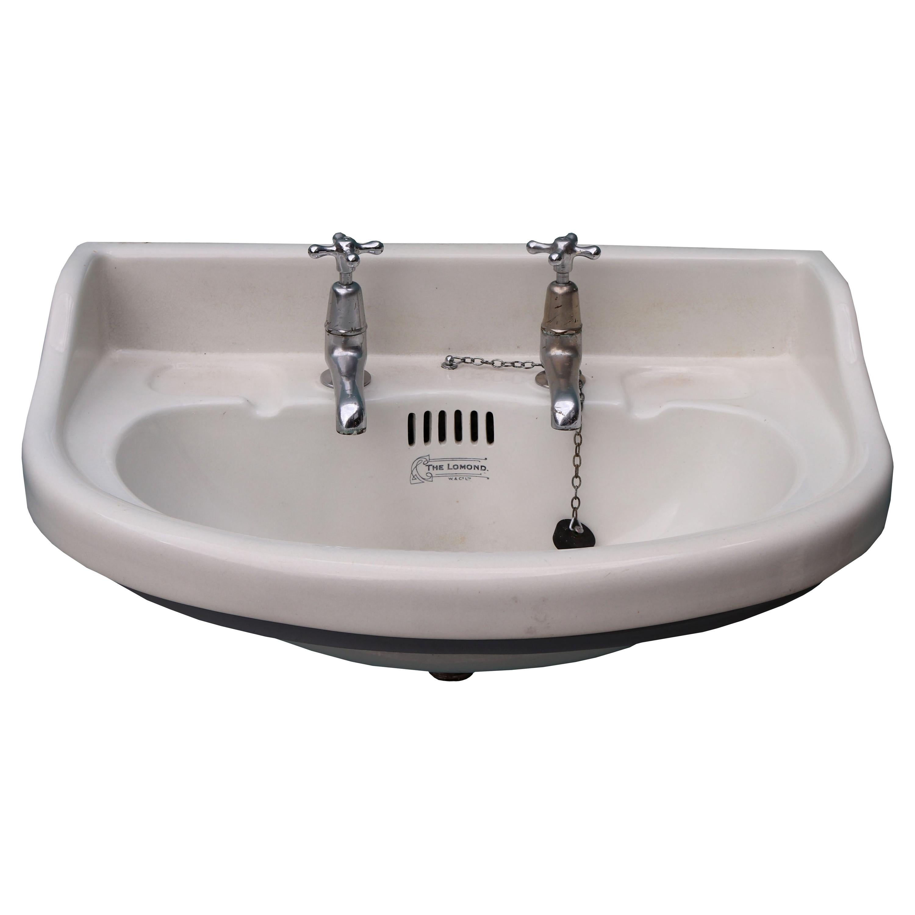 Reclaimed Porcelain Wash Basin / Sink