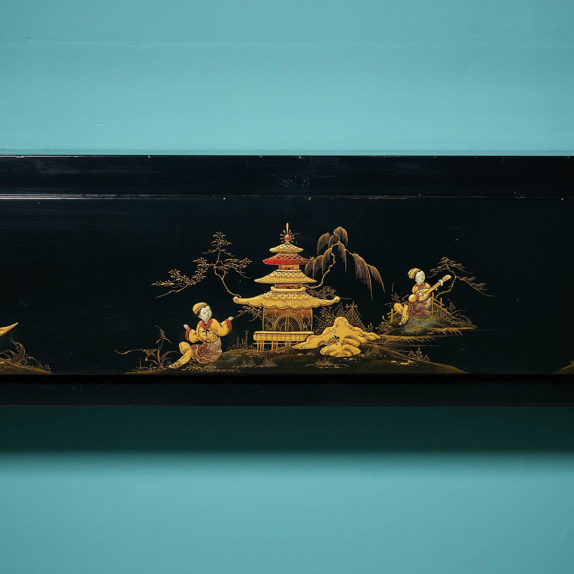 Anglais Cheminée chinoiseries noire rare récupérée en vente
