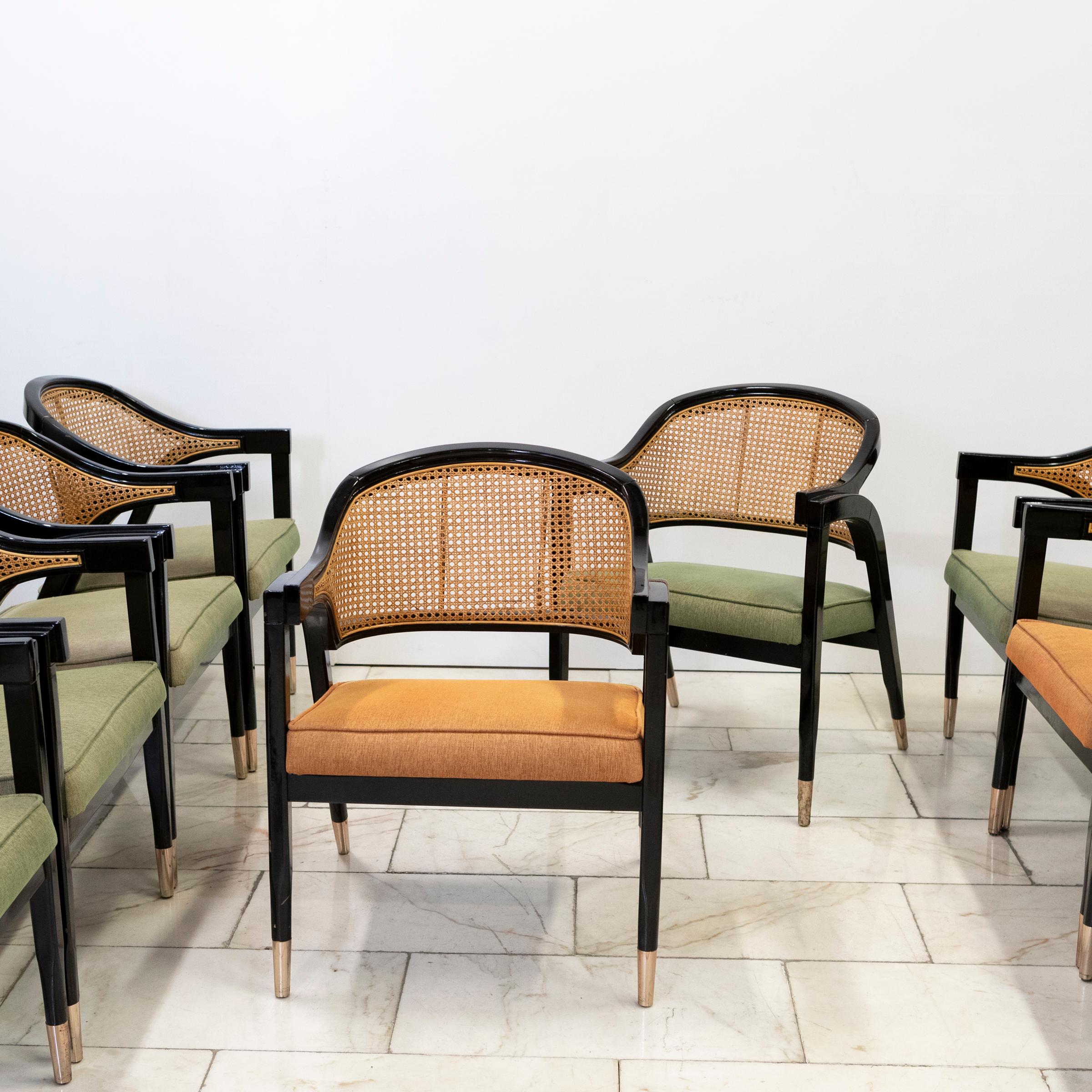 Set di 10 sedie da pranzo di ispirazione mid century recuperate  Edward Wormley in vendita 8