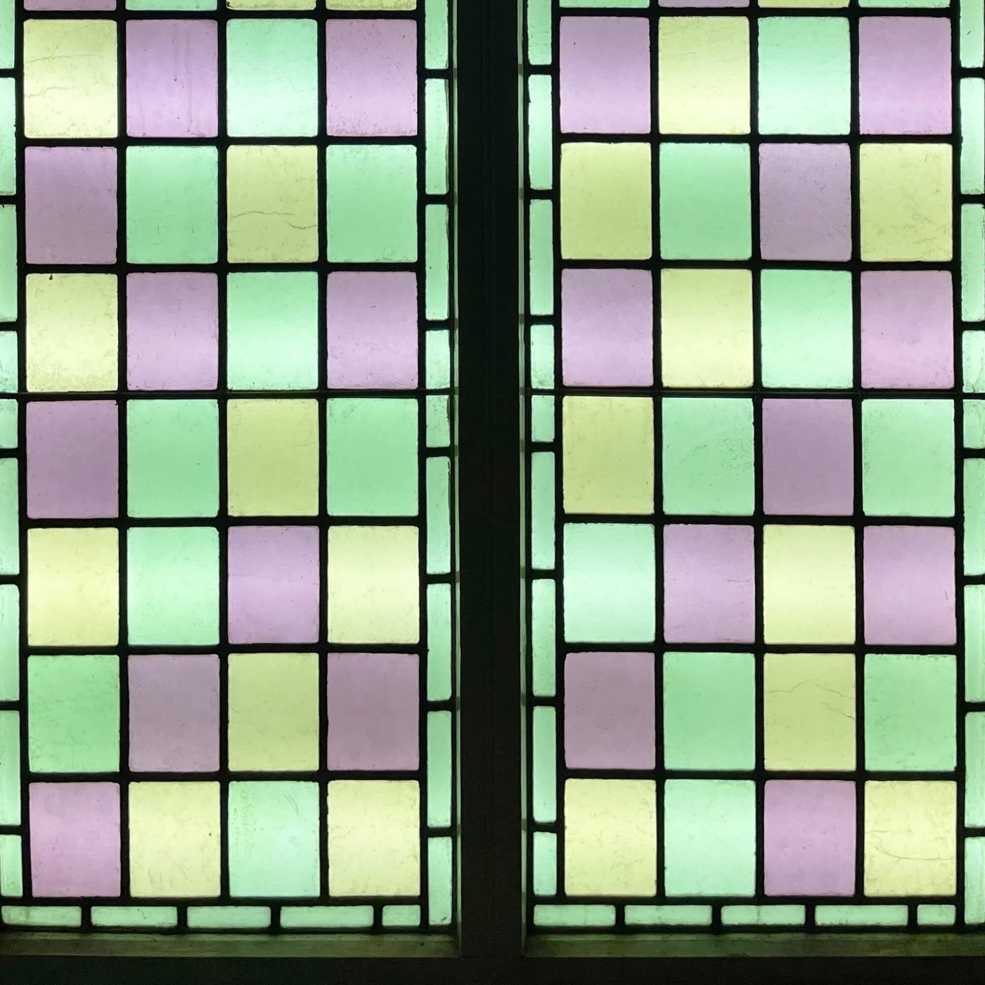 Recycelte gewölbte Glas gewölbte Doppelfenster mit Rahmen (Englisch) im Angebot