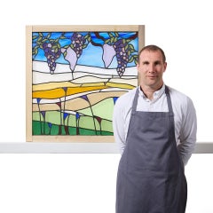 Finestra di campagna con vetrate artistiche di recupero