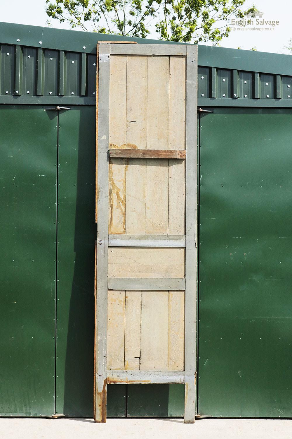 Reclaimed Tall Oak Panelled Door or Wall Panel, 20th Century In Good Condition For Sale In London, GB