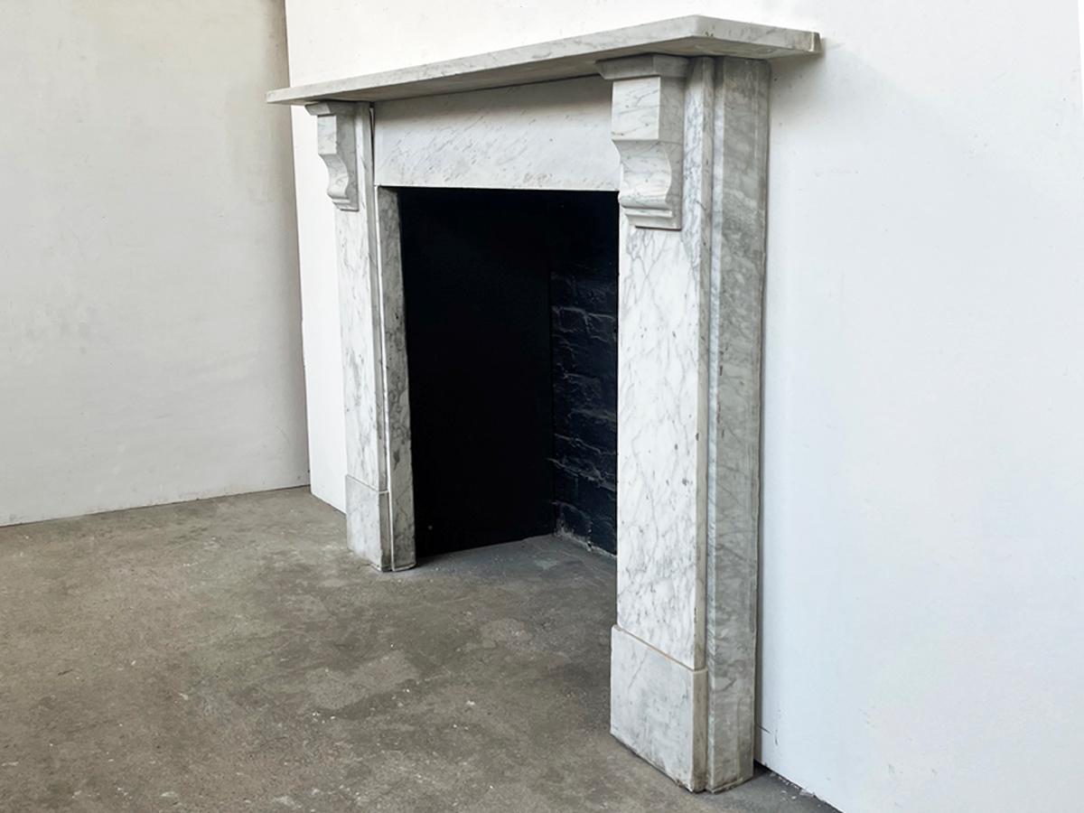 Reclaimed Victorian Corbelled Carrara Marble Fireplace Surround In Good Condition In Manchester, GB