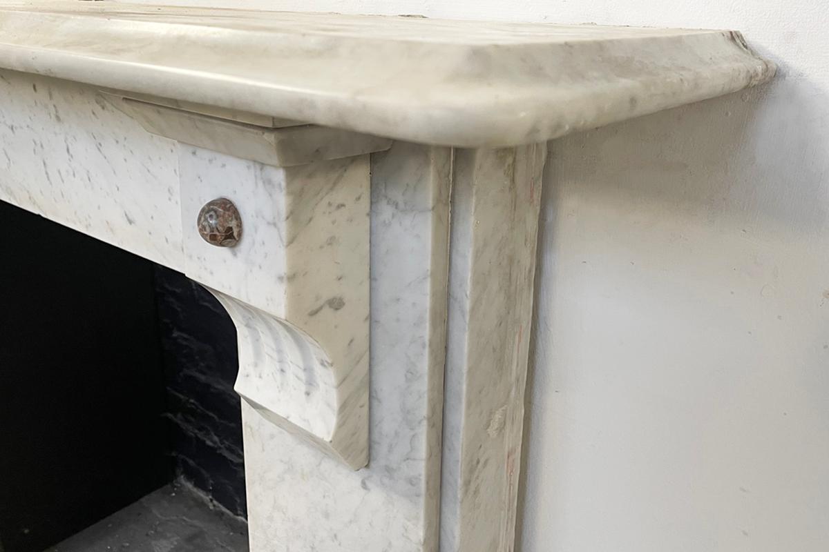 Reclaimed Victorian Corbelled Carrara Marble Fireplace Surround For Sale 2