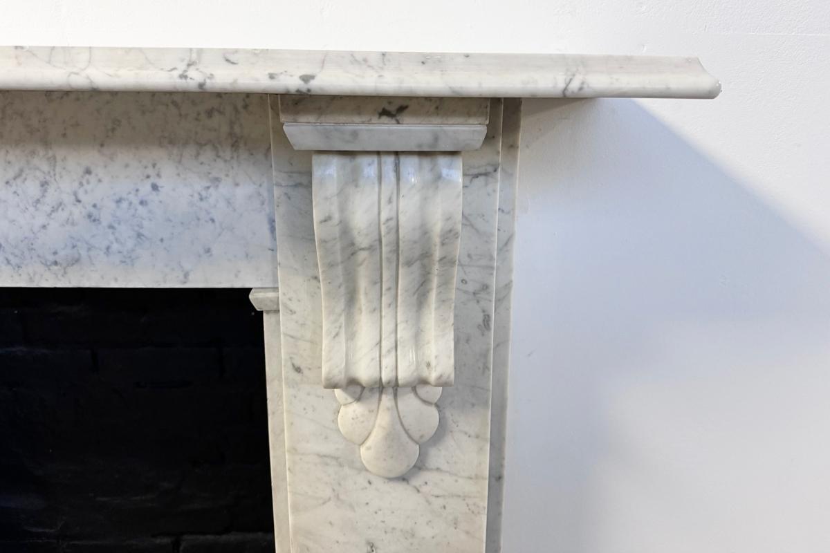 Reclaimed Victorian Corbelled Carrara marble fireplace surround For Sale 1
