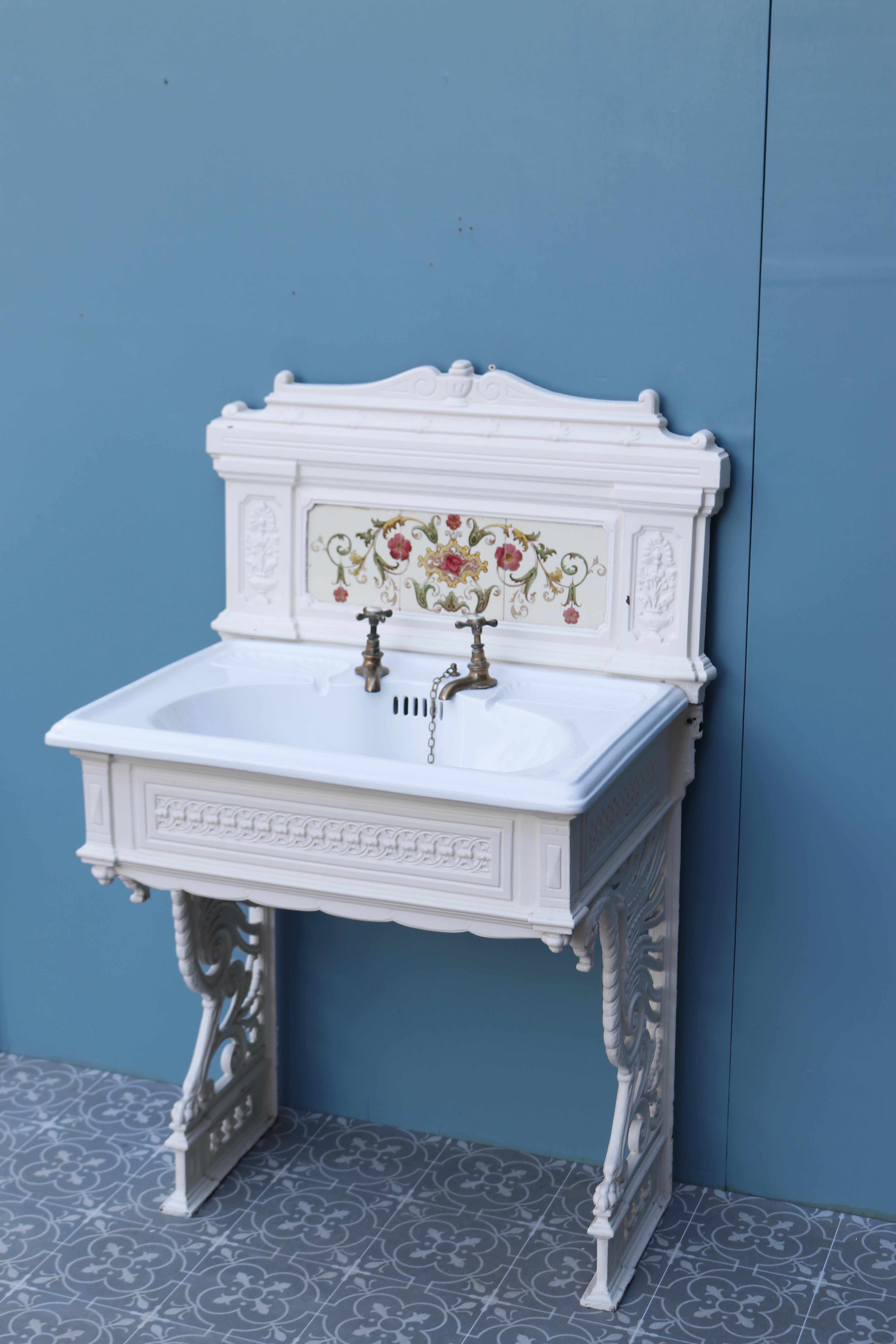 Reclaimed Victorian Style Basin with Stand 1