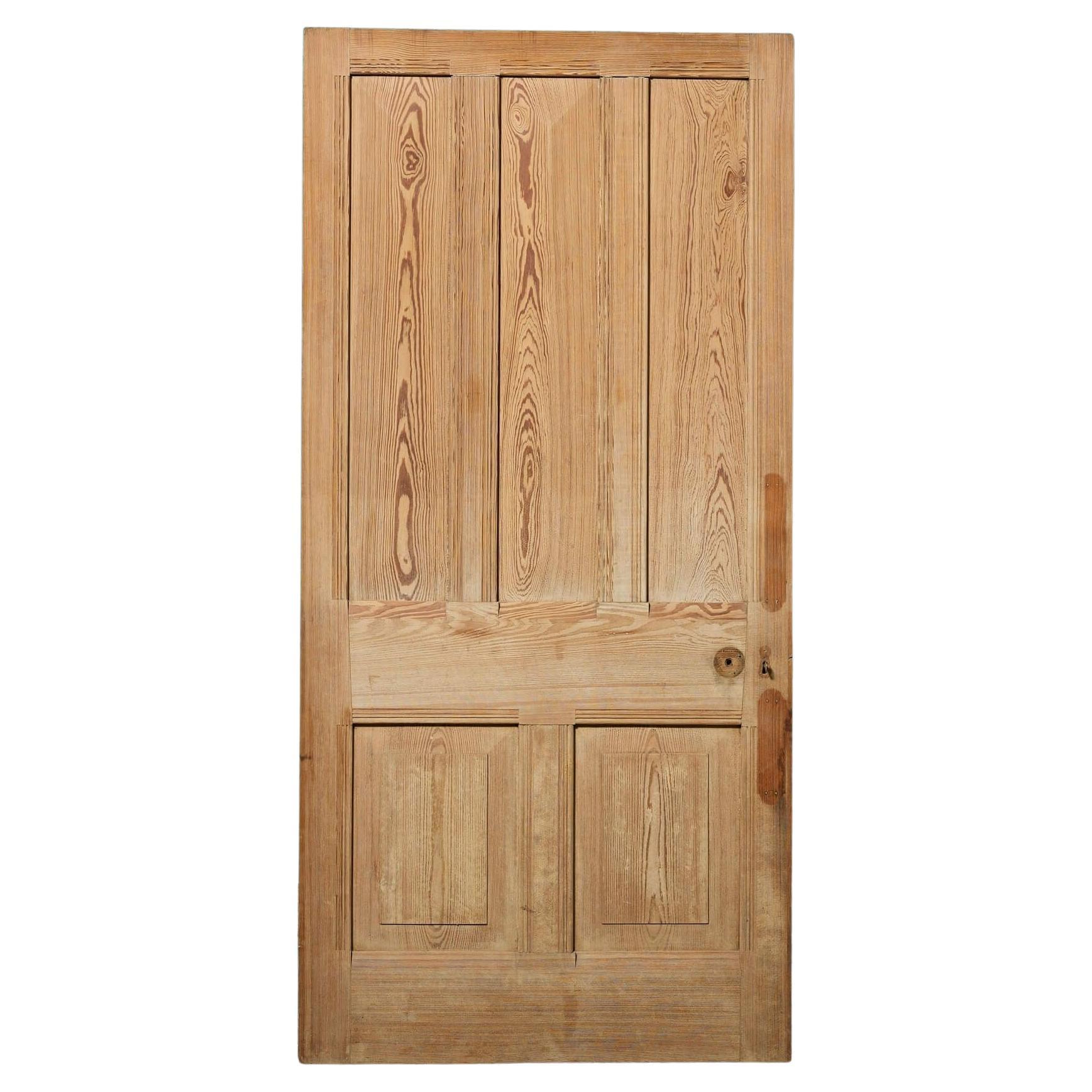 Porta d
ingresso in stile vittoriano recuperata