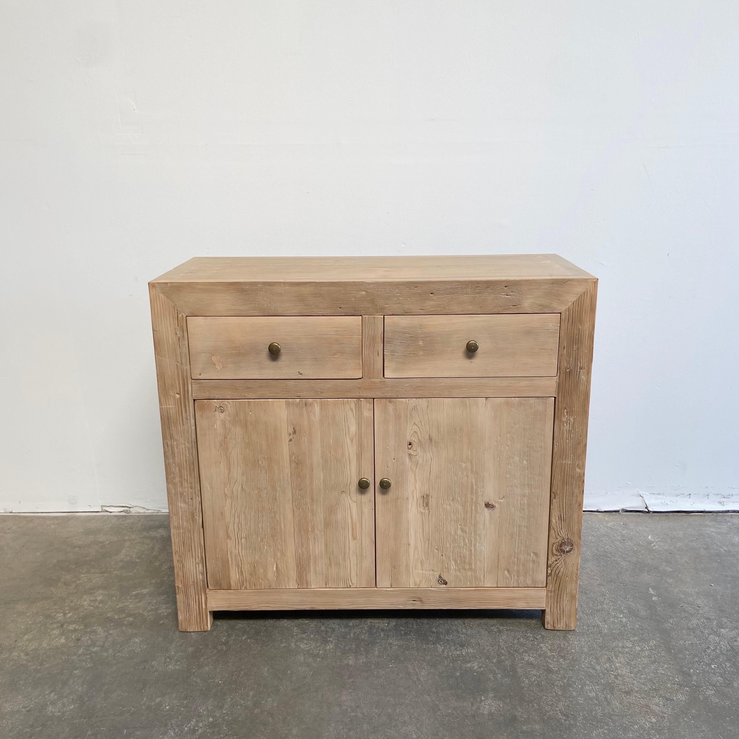 Elm commode 40”W x 17”D x 36”H
Inside:20”H x 38”W
Beautiful custom made elm wood cabinet with 2 doors and 2 drawers.
Perfect for entry, bedroom, dining room or any room in the house.
Doors open up to a shelf inside that can be removed. 2 working