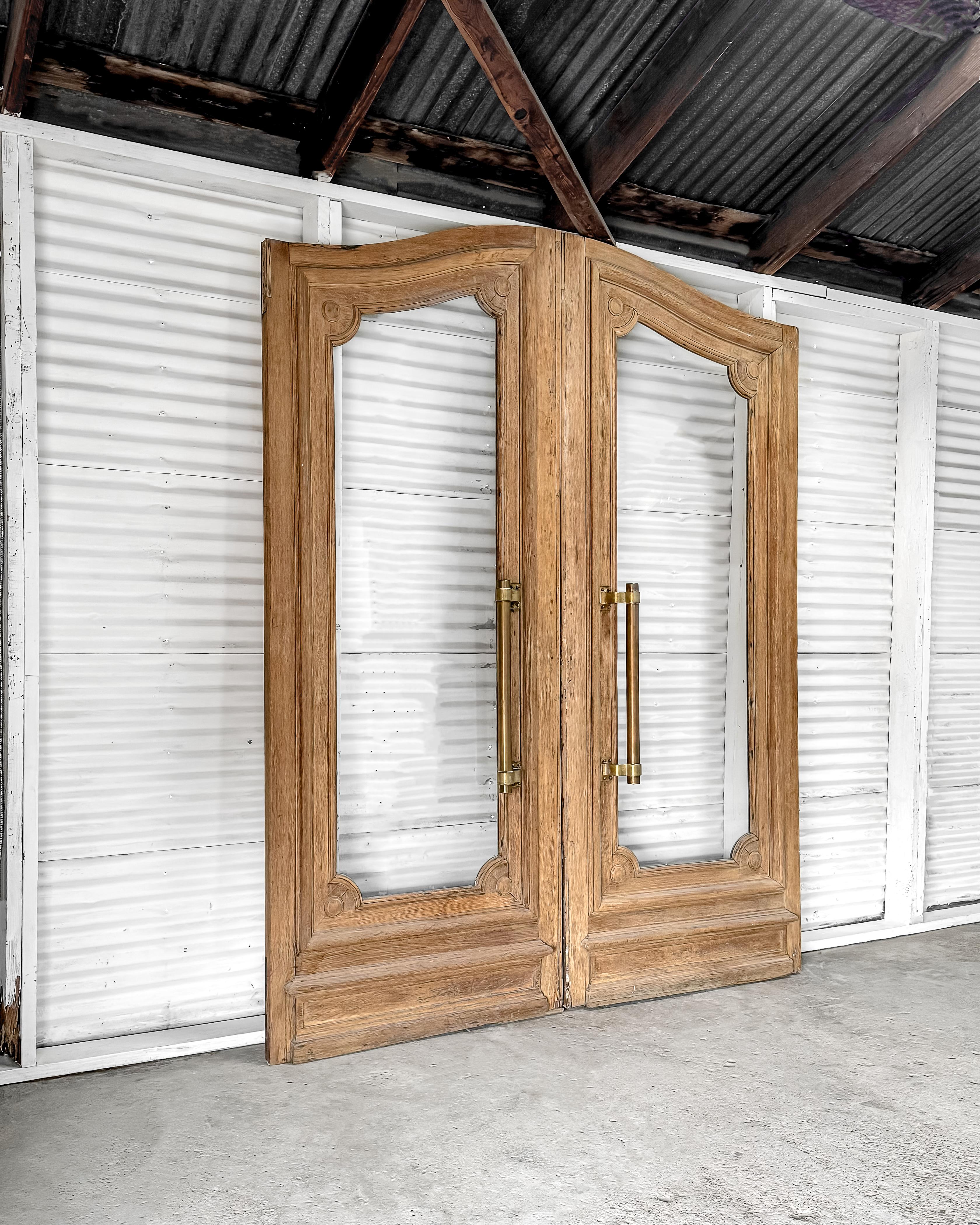 Reclaimed Washed Oak French Exterior Bank Doors In Good Condition For Sale In Mckinney, TX