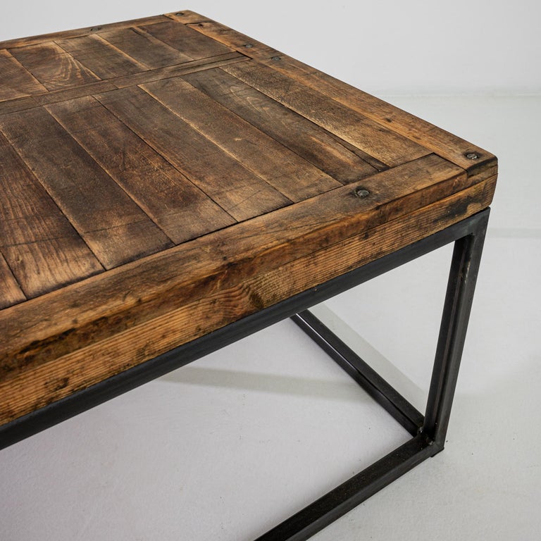 Stunning Minimalist Reclaimed Wood Furniture image