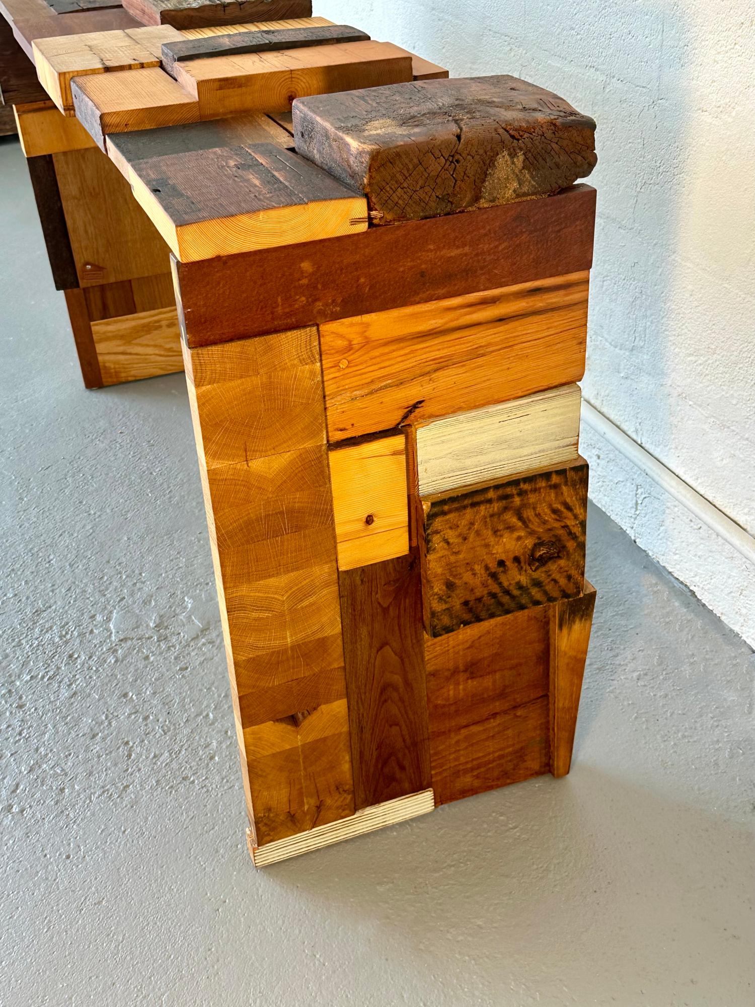 Reclaimed Wood Block Console Table Designed and Handcrafted by Rafael Calvo (Altholz) im Angebot