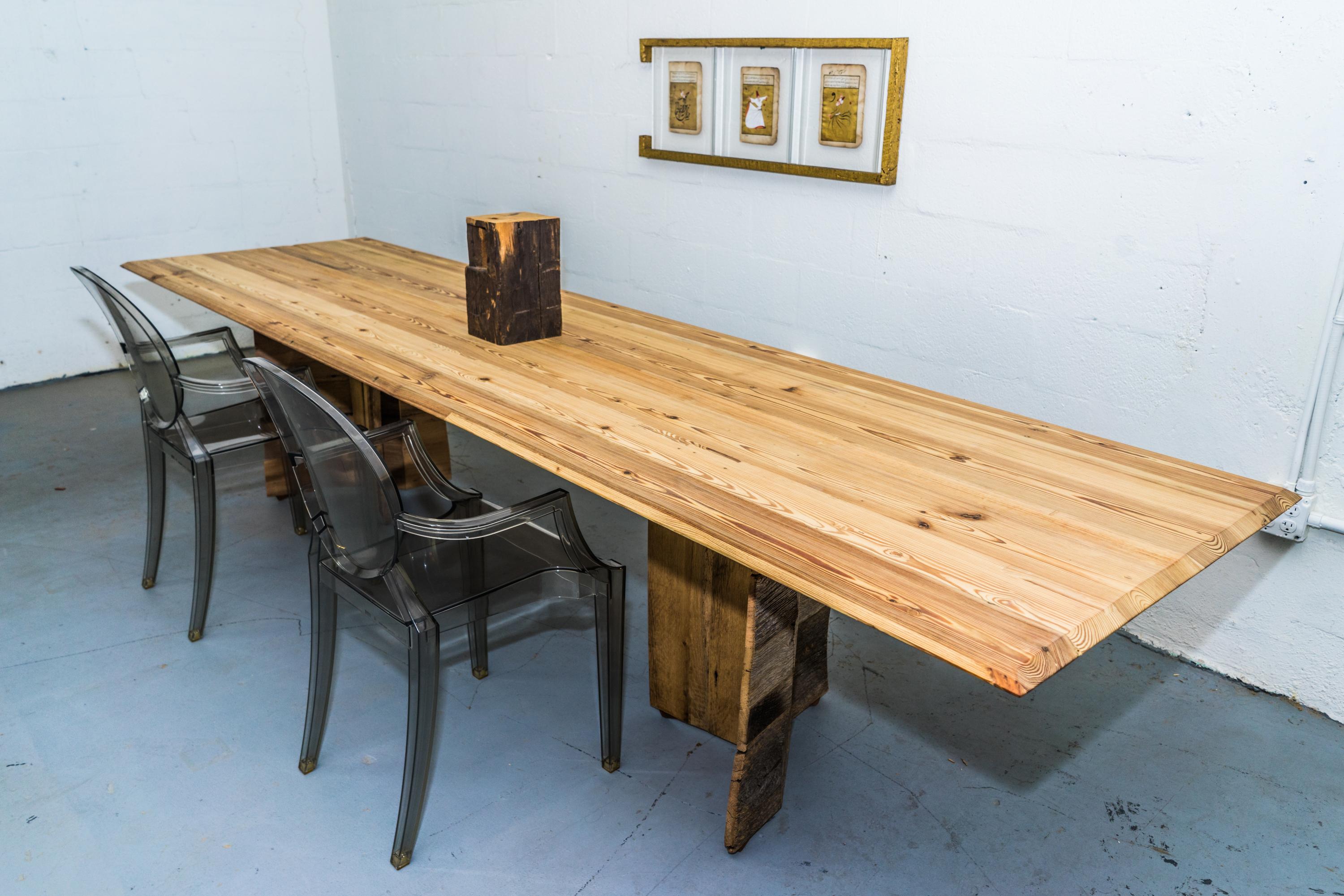 Bois de feuillus Reclaimed Wood Organica Table, Designed and Handcrafted by Rafael Calvo en vente
