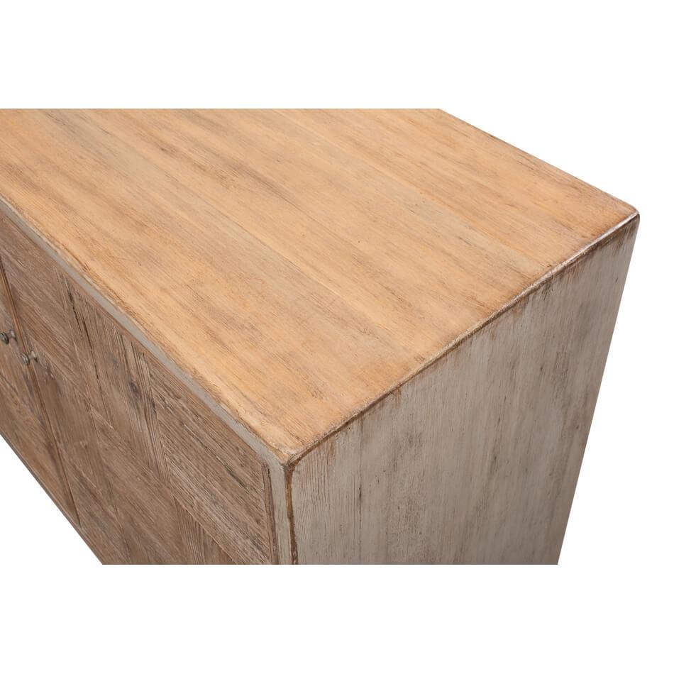 Renoviertes Wood Wood Parkett Credenza (Asiatisch) im Angebot