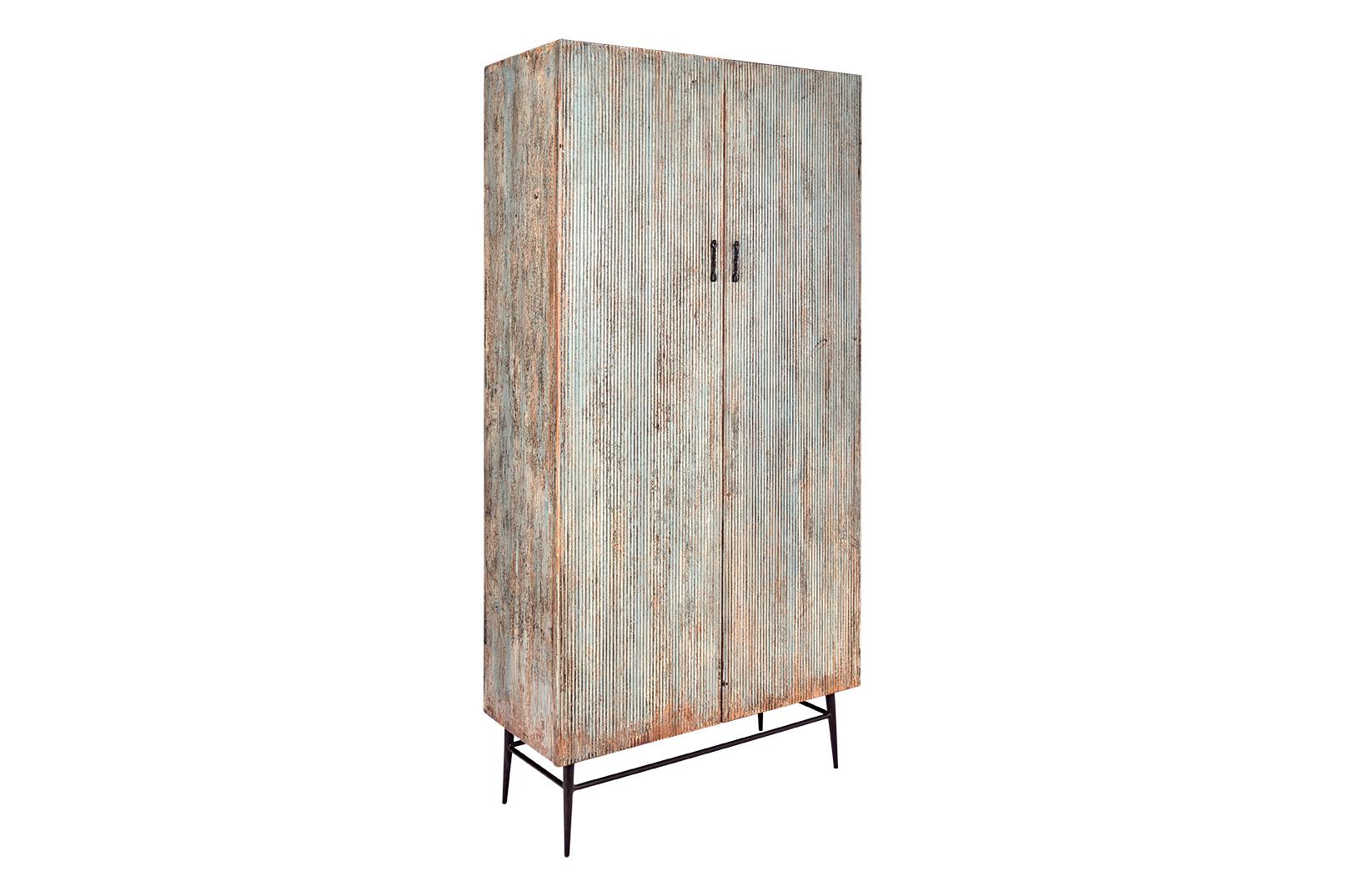 This piece is a part of Brendan Bass’s one-of-a-kind collection, Le Monde. French for “The World”, the Le Monde collection is made up of rare and hard to find pieces curated by Brendan from estate sales, brocantes, and anywhere beautiful pieces can