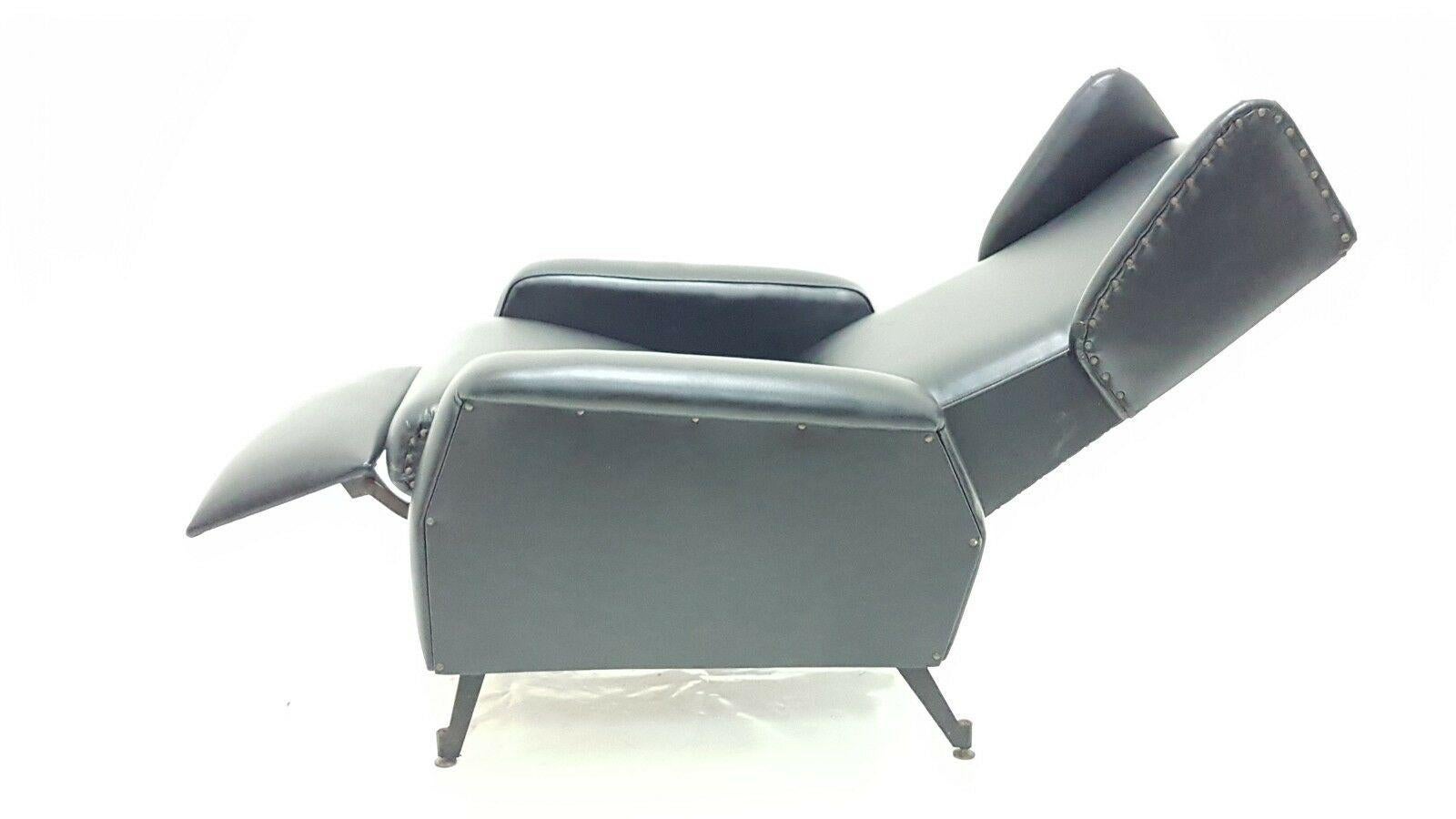 Recliner Armchair in Eco-Leather, 1970s For Sale 3