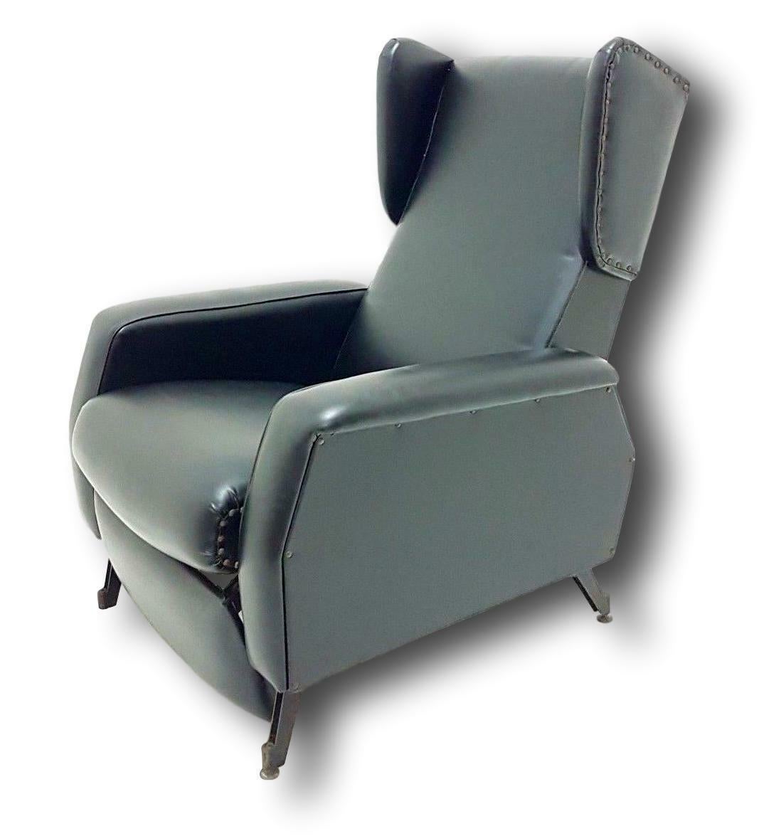 Recliner Armchair in Eco-Leather, 1970s For Sale 2
