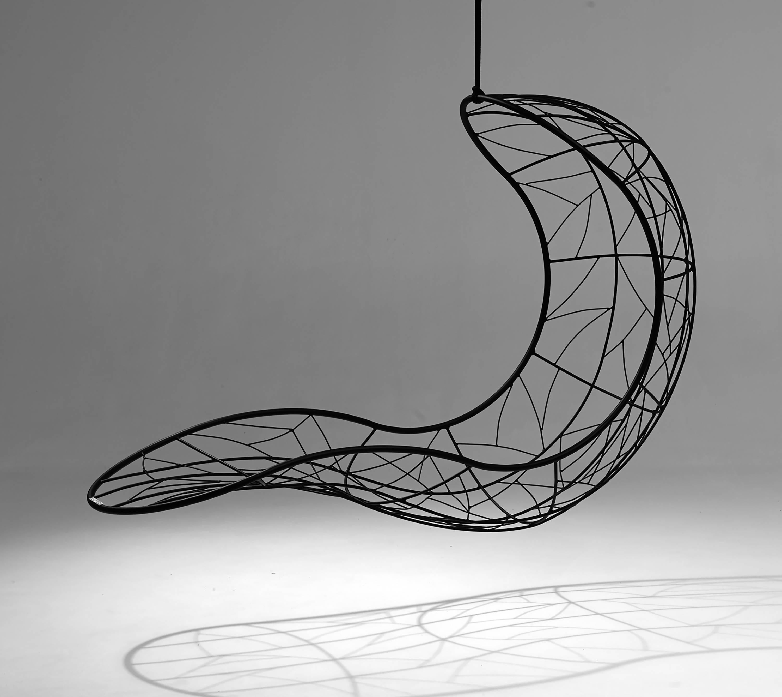 Hänge-Schwingstuhl „ Single“ aus Stahl, modern, 21. Jahrhundert, schwarz (Organische Moderne) im Angebot