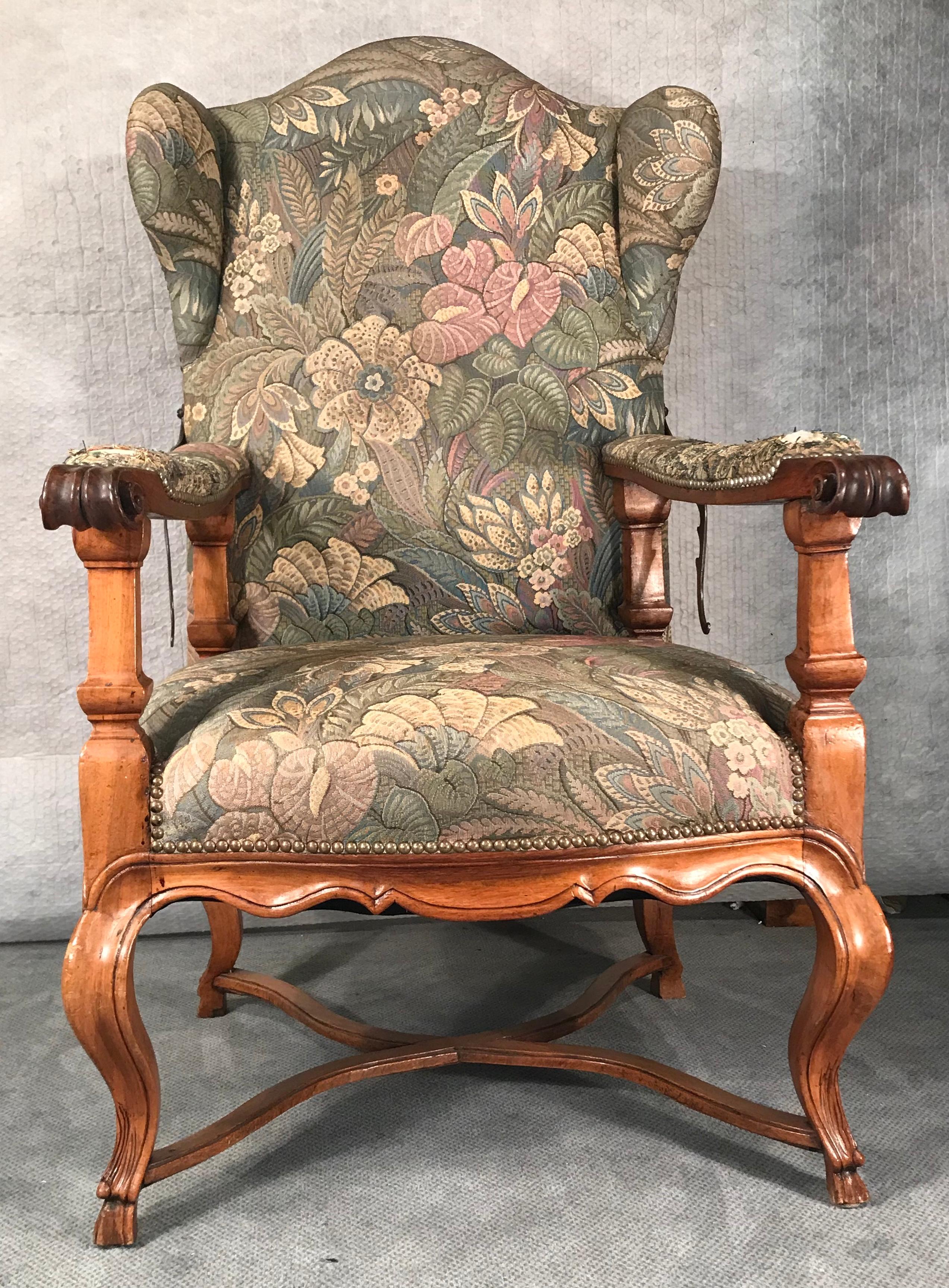 Mid-18th Century Reclining Baroque Wingback Chair, Germany 18th Century, Walnut