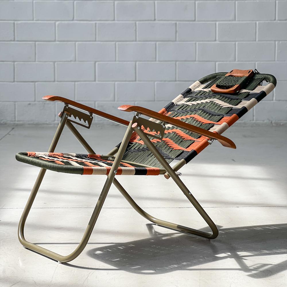 Reclining beach arm chair Japú - Trama 6 - Outdoor area - Dengô Brasil For Sale 4