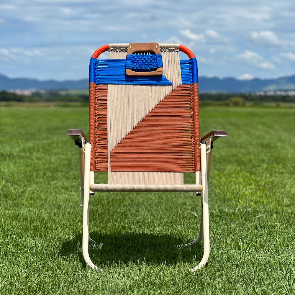 Reclining beach arm chair Japú - Trama 7 - Outdoor area - Dengô Brasil For Sale 2