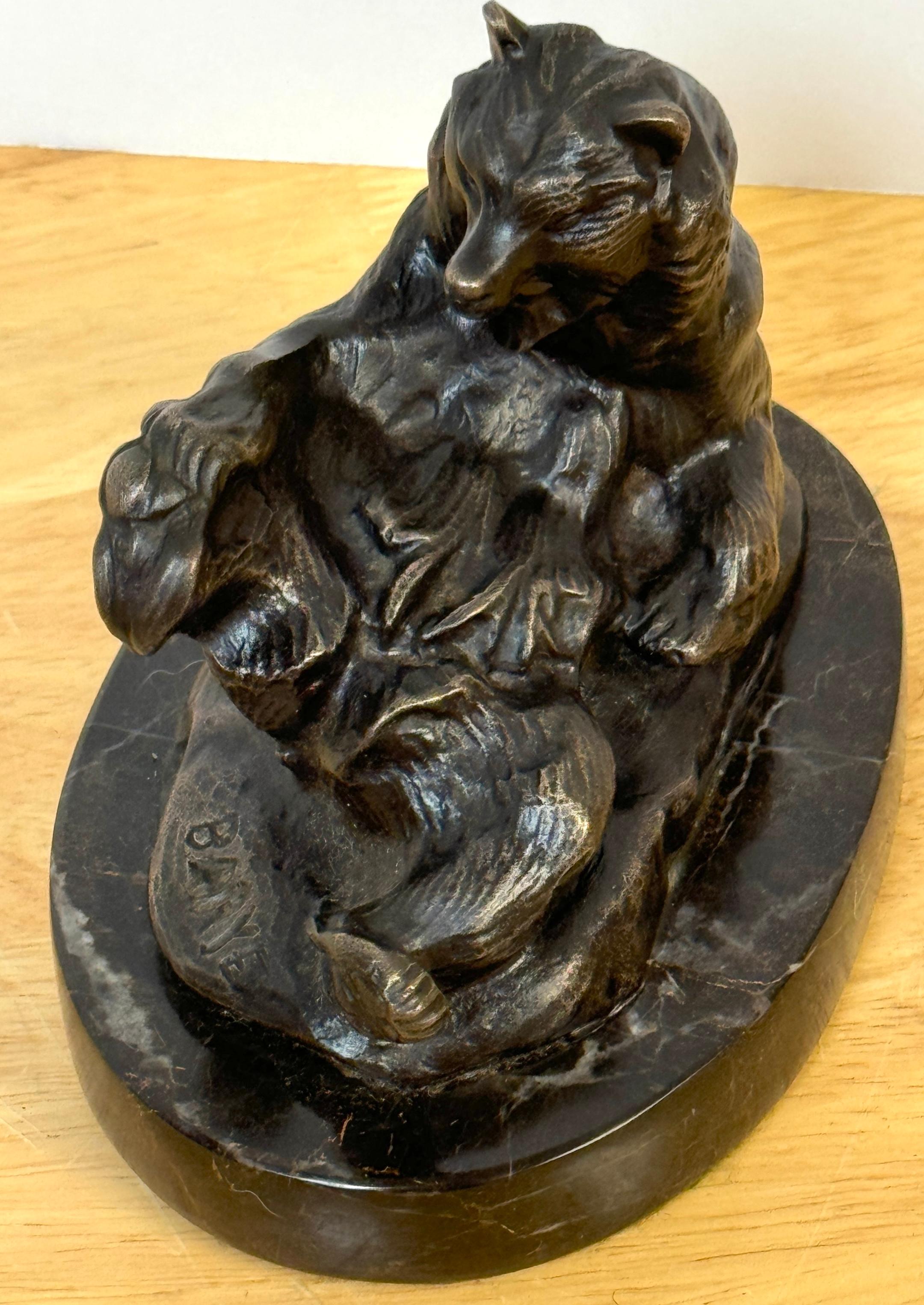 Oso reclinado, Escultura de bronce Después de, Antoine-Louis Barye en venta 1