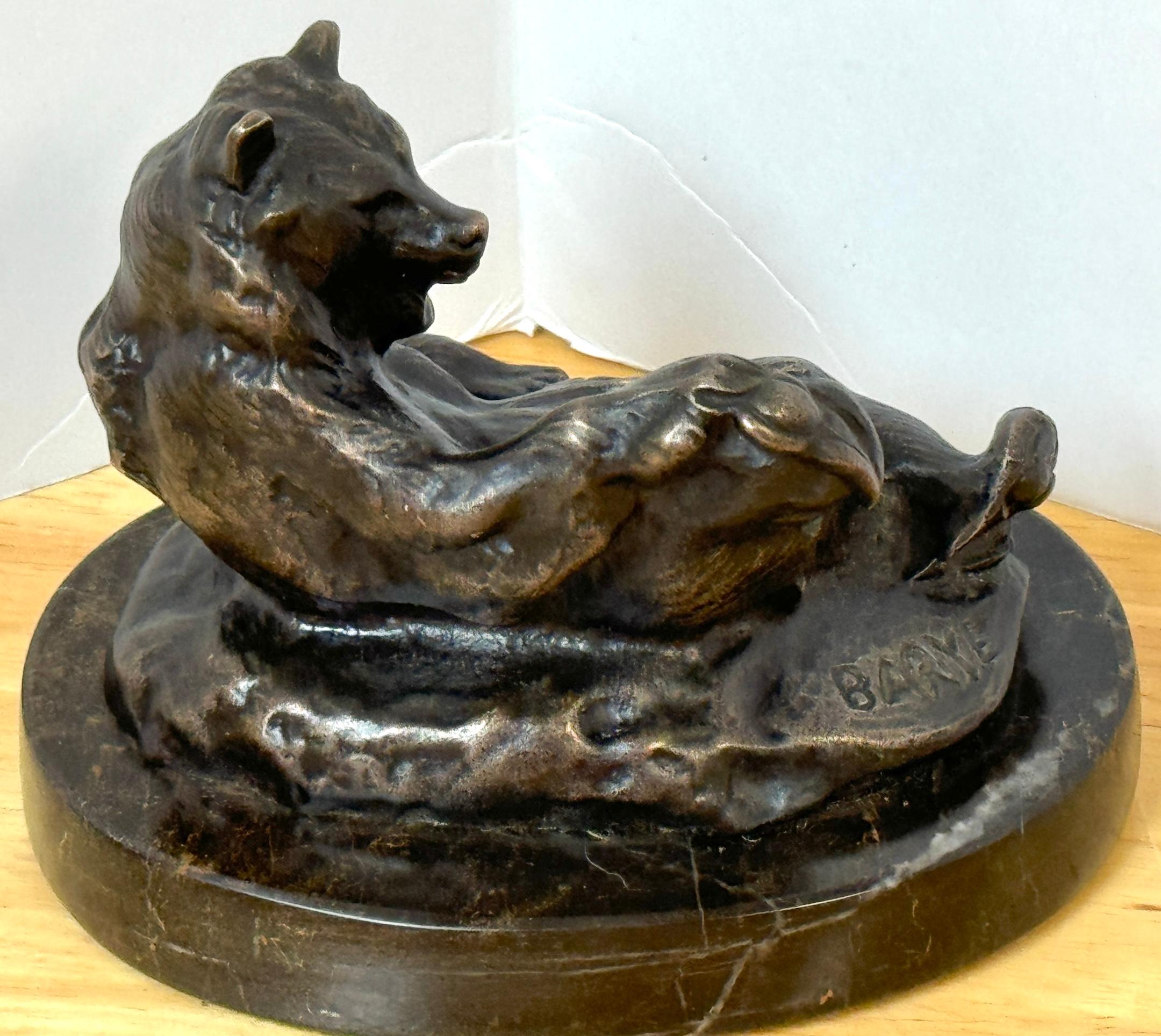 Oso reclinado, Escultura de bronce Después de, Antoine-Louis Barye en venta 3
