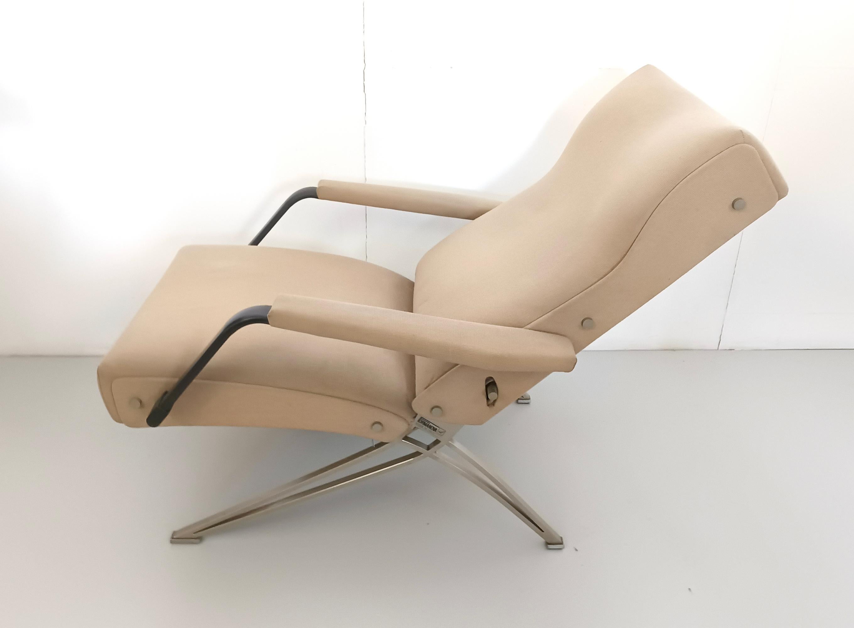 Reclining Beige Armchair by Giulio Moscatelli for Formanova, Italy In Excellent Condition For Sale In Bresso, Lombardy