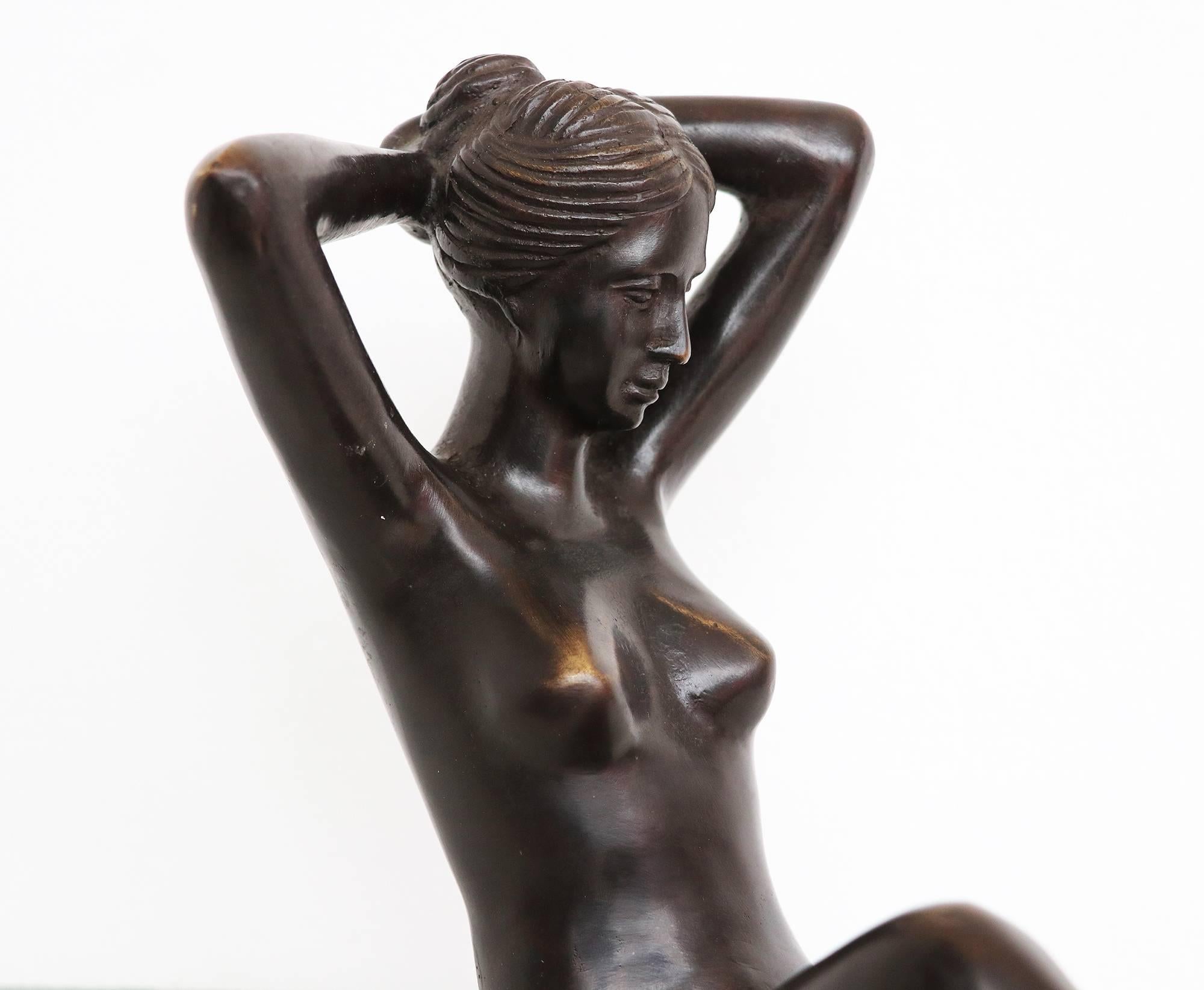 Reclining Bronze Sculpture Female Nude In Excellent Condition In Niederdorfelden, Hessen