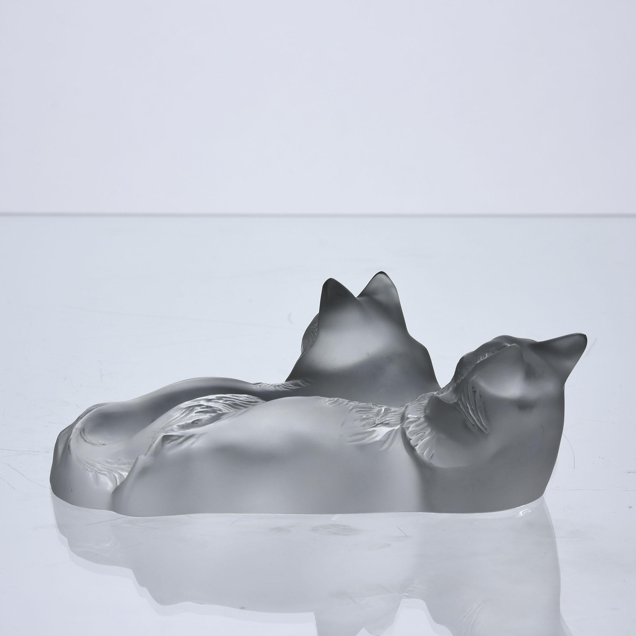 20th Century Crystal Glass Study “Reclining Cats” by Marc Lalique, circa 1970 In Excellent Condition In London, GB