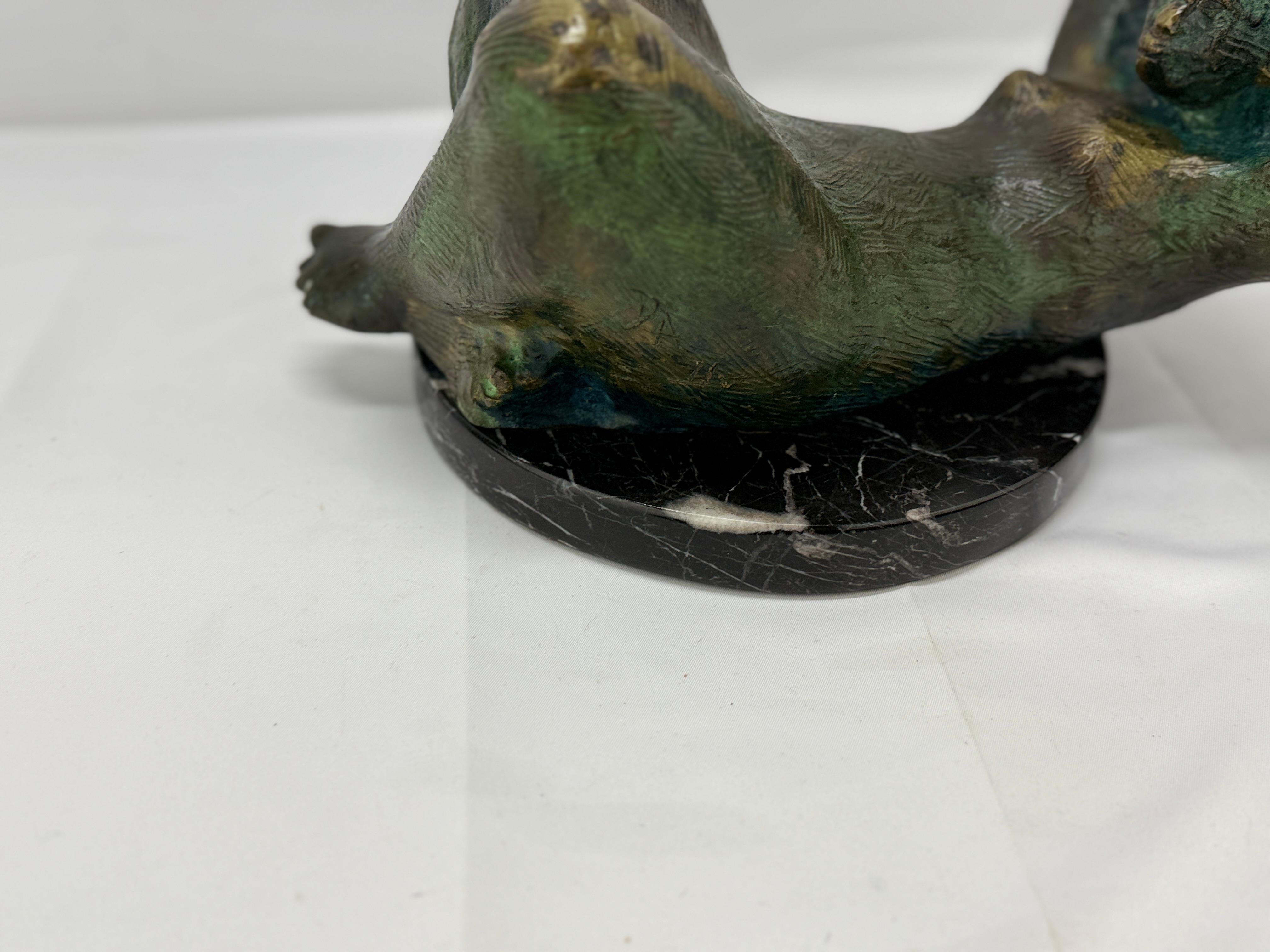XX secolo Scultura in bronzo di nudo femminile reclinato - firmata D. A. 71' in vendita