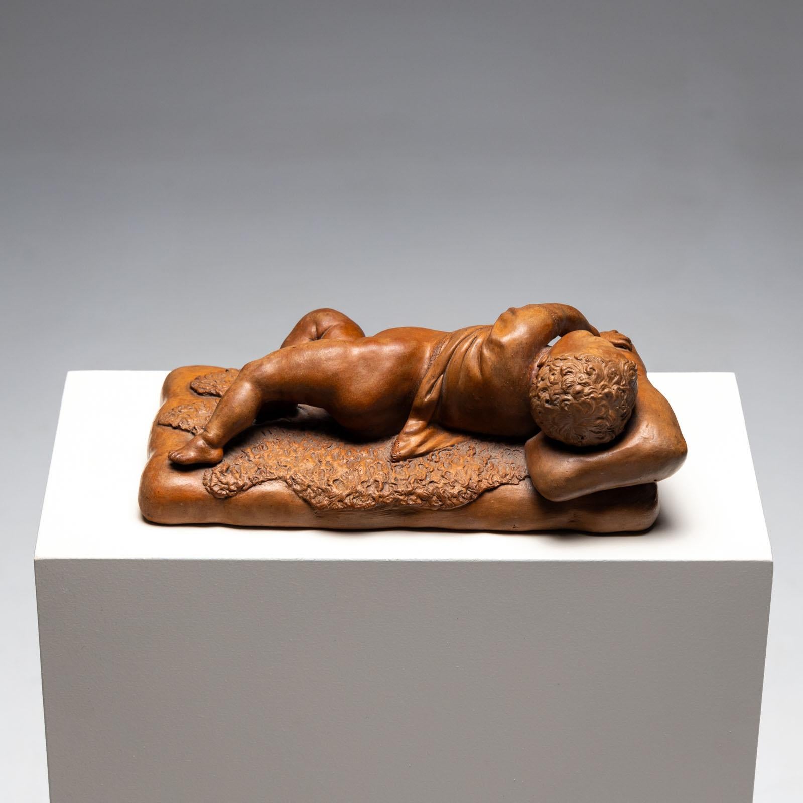 Reclining infant in terracotta, sign. F. Sans, probably Spain, Late 19th century For Sale 3