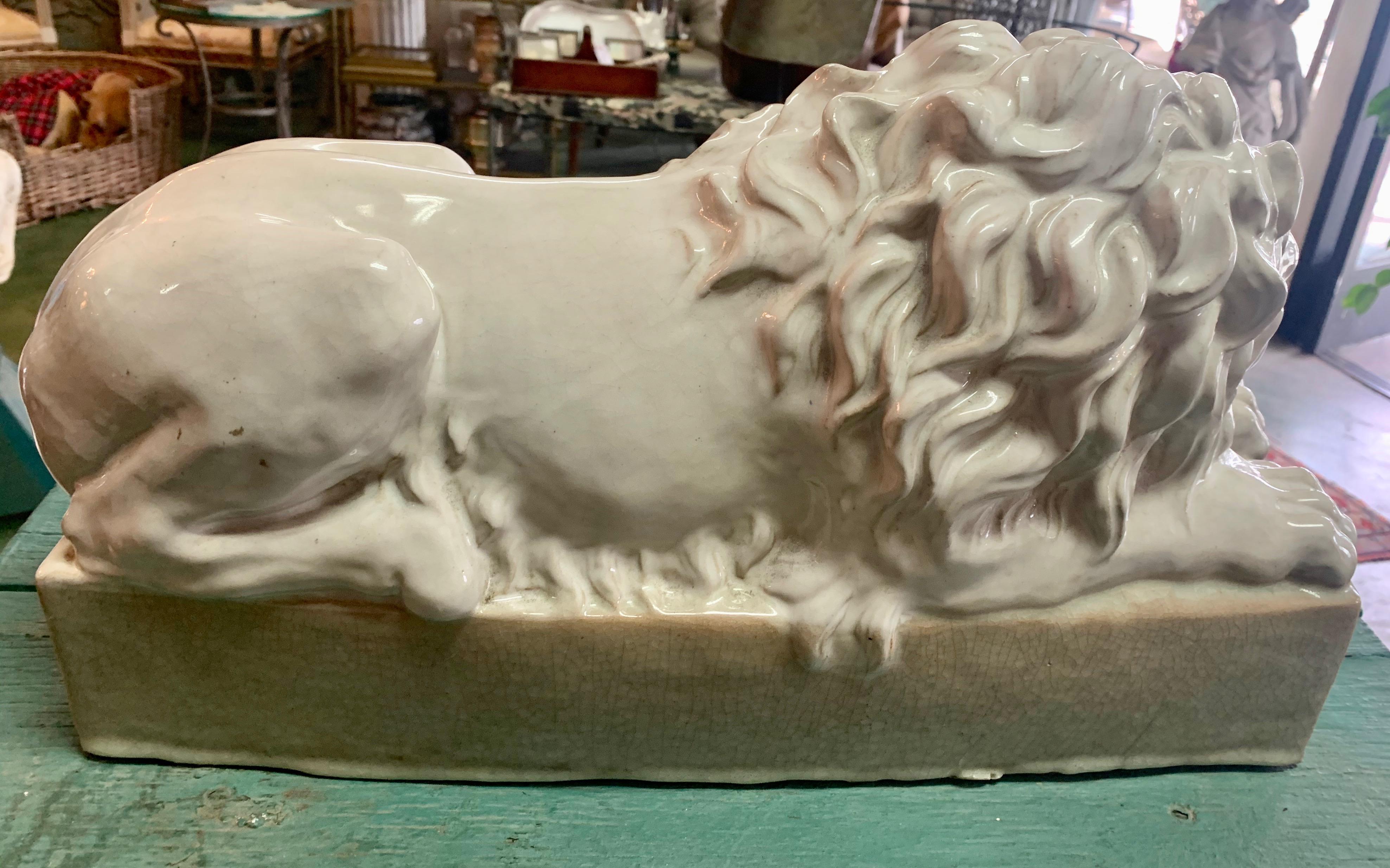 Reclining Italian Terracotta Lion In Good Condition In Los Angeles, CA