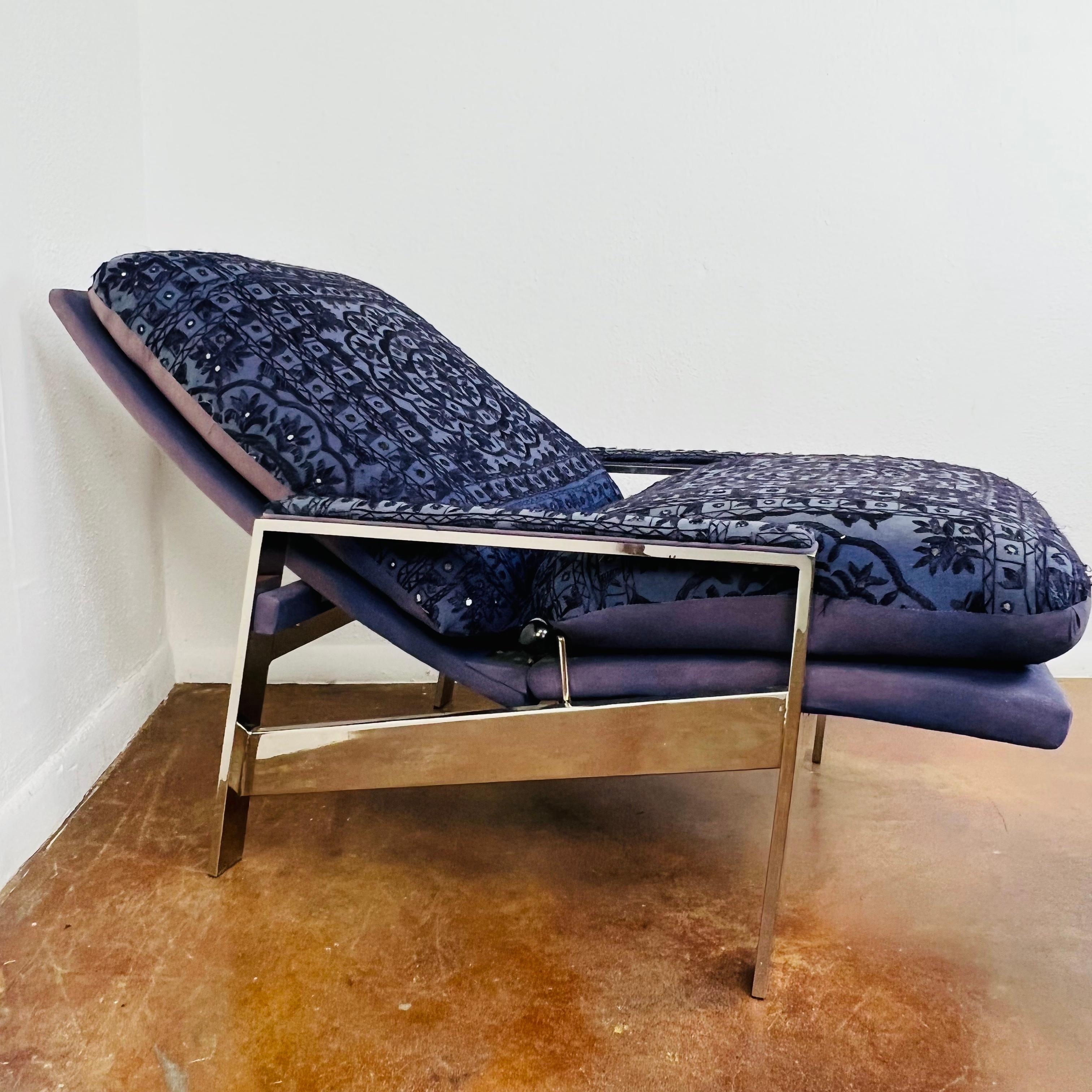Reclining Lounge Chair and Ottoman in the Style of Milo Baughman For Sale 2