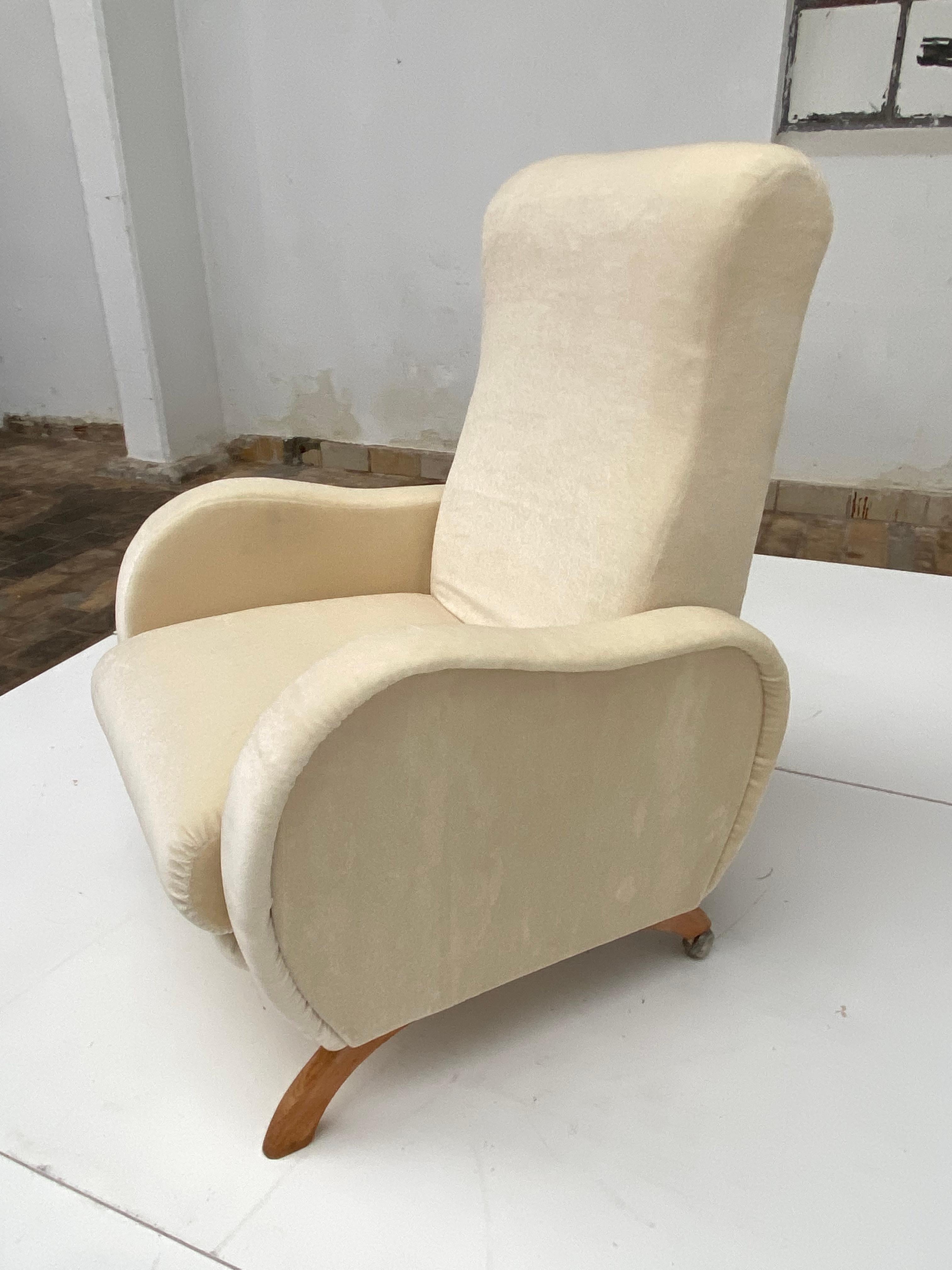Fully restored heavy 1950's Belgian reclining lounge chair 

We used all new foam and authentic cotton materials for the interior finished up in a spectacular soft Mohair Velvet fabric by Dedar Milano 

Very comfortable chair that feels like a