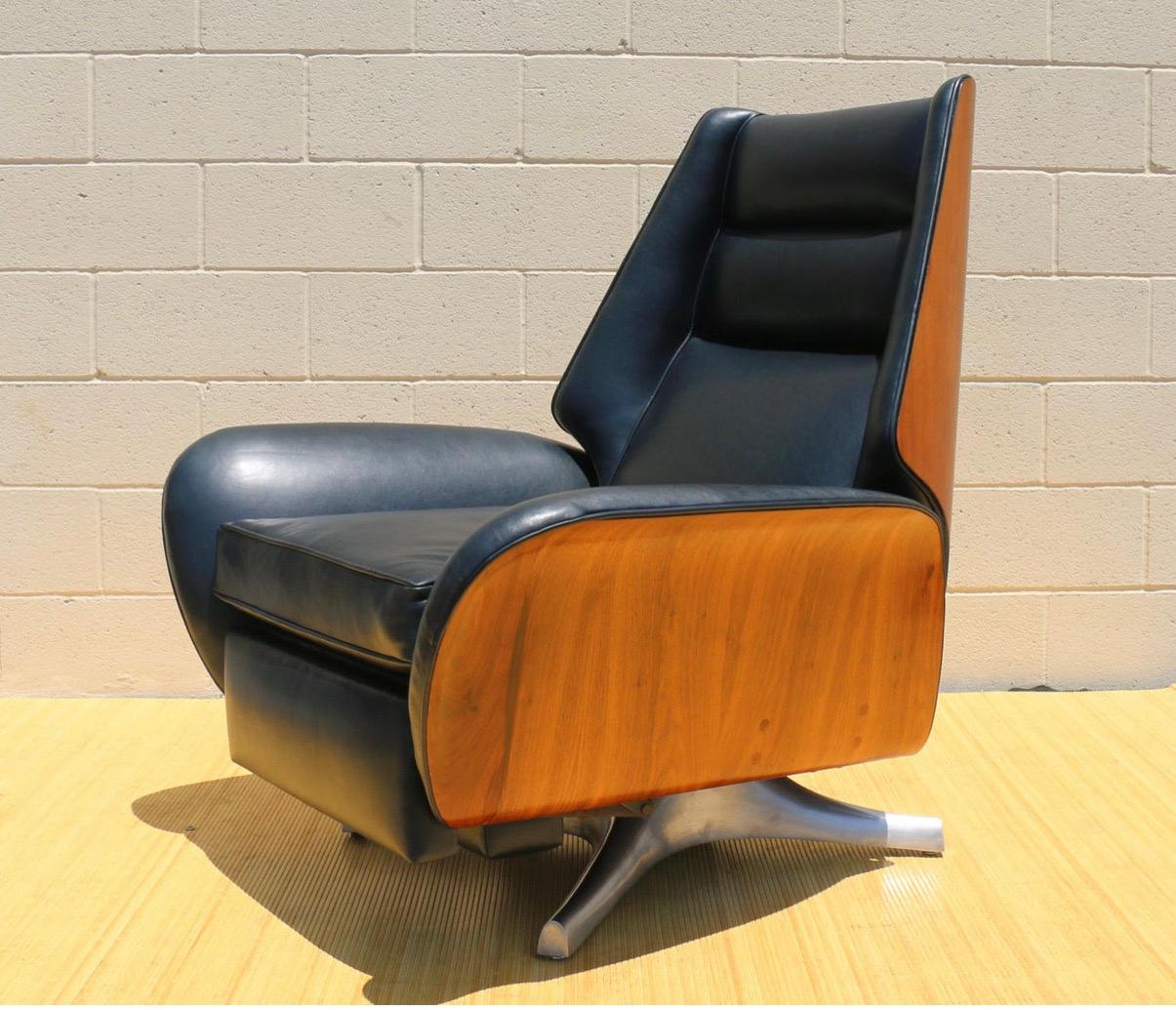 Modern Reclining Lounge Chair by Raymond Loewy