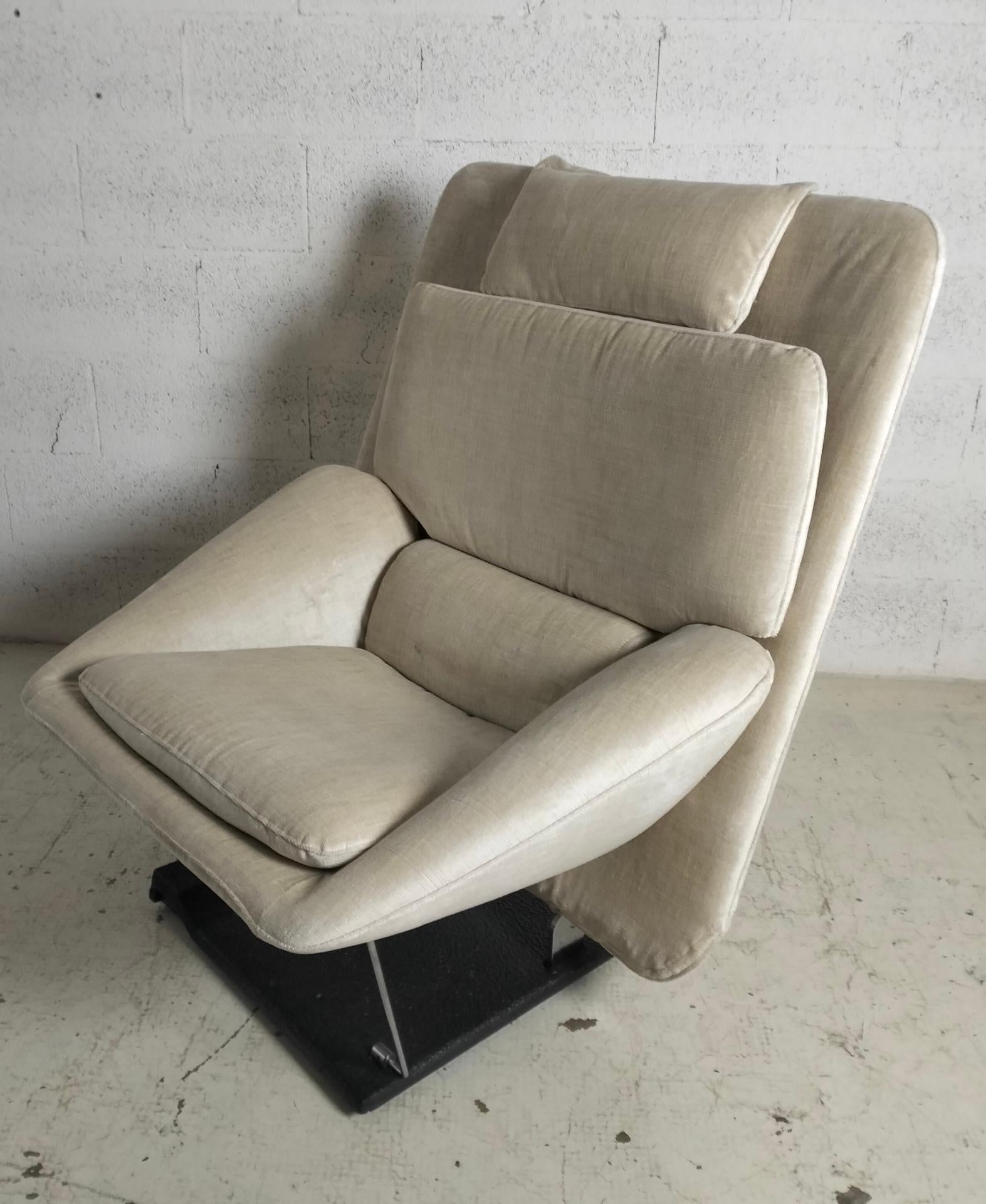 Reclining lounge chair by Vittorio Introini for Saporiti 70s en venta 6