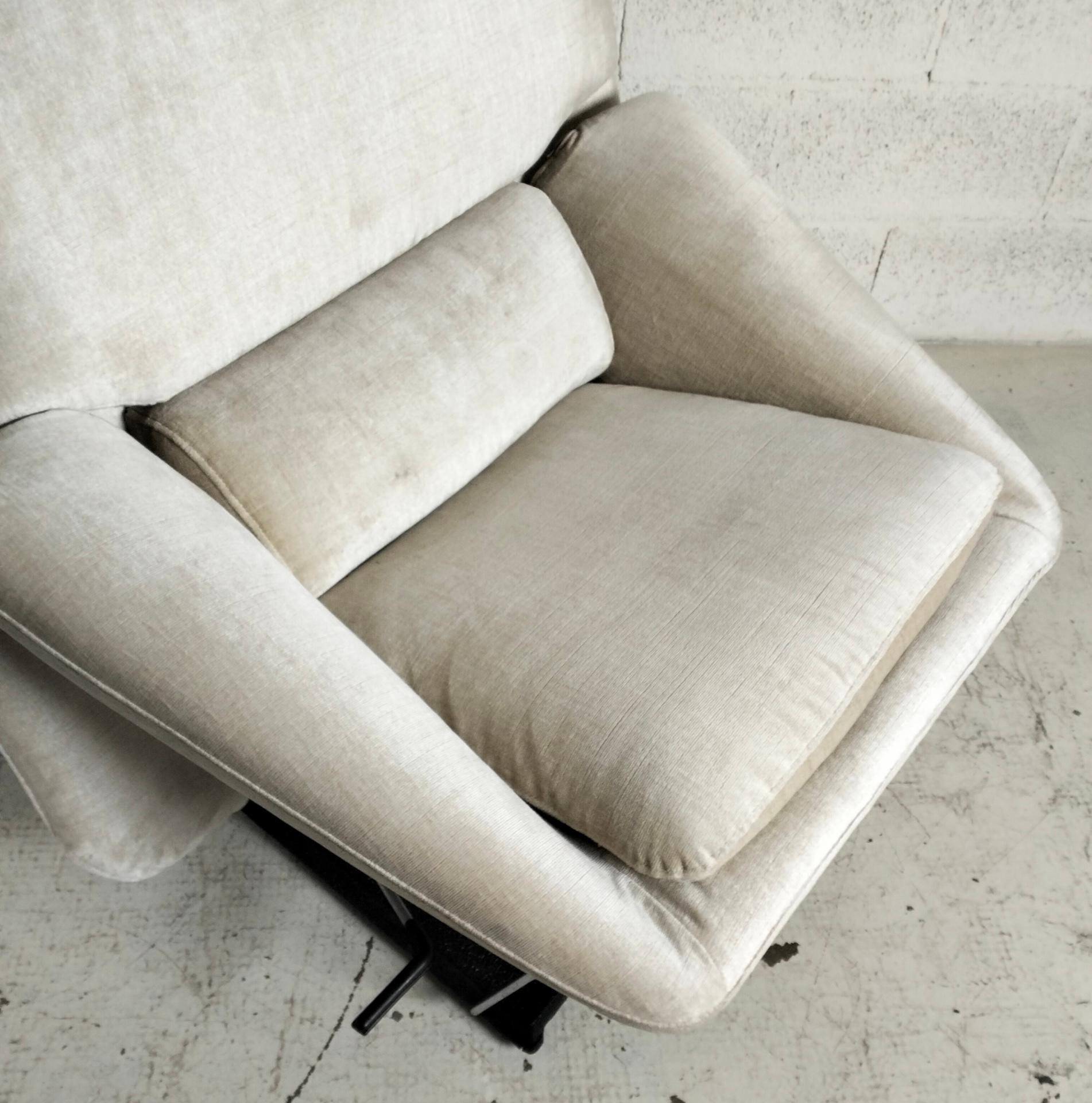 Reclining lounge chair by Vittorio Introini for Saporiti 70s finales del siglo XX en venta