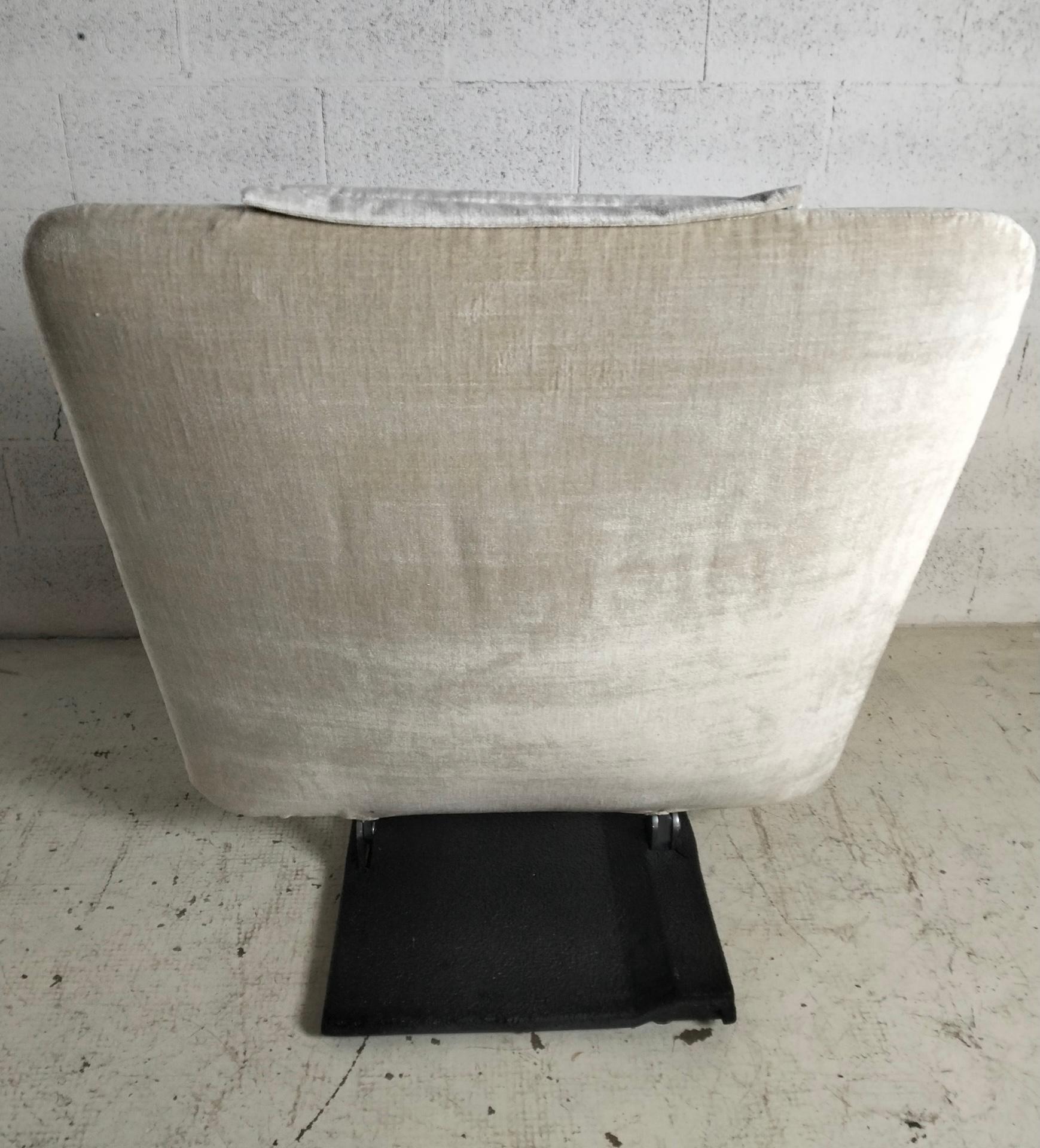 Reclining lounge chair by Vittorio Introini for Saporiti 70s en venta 2