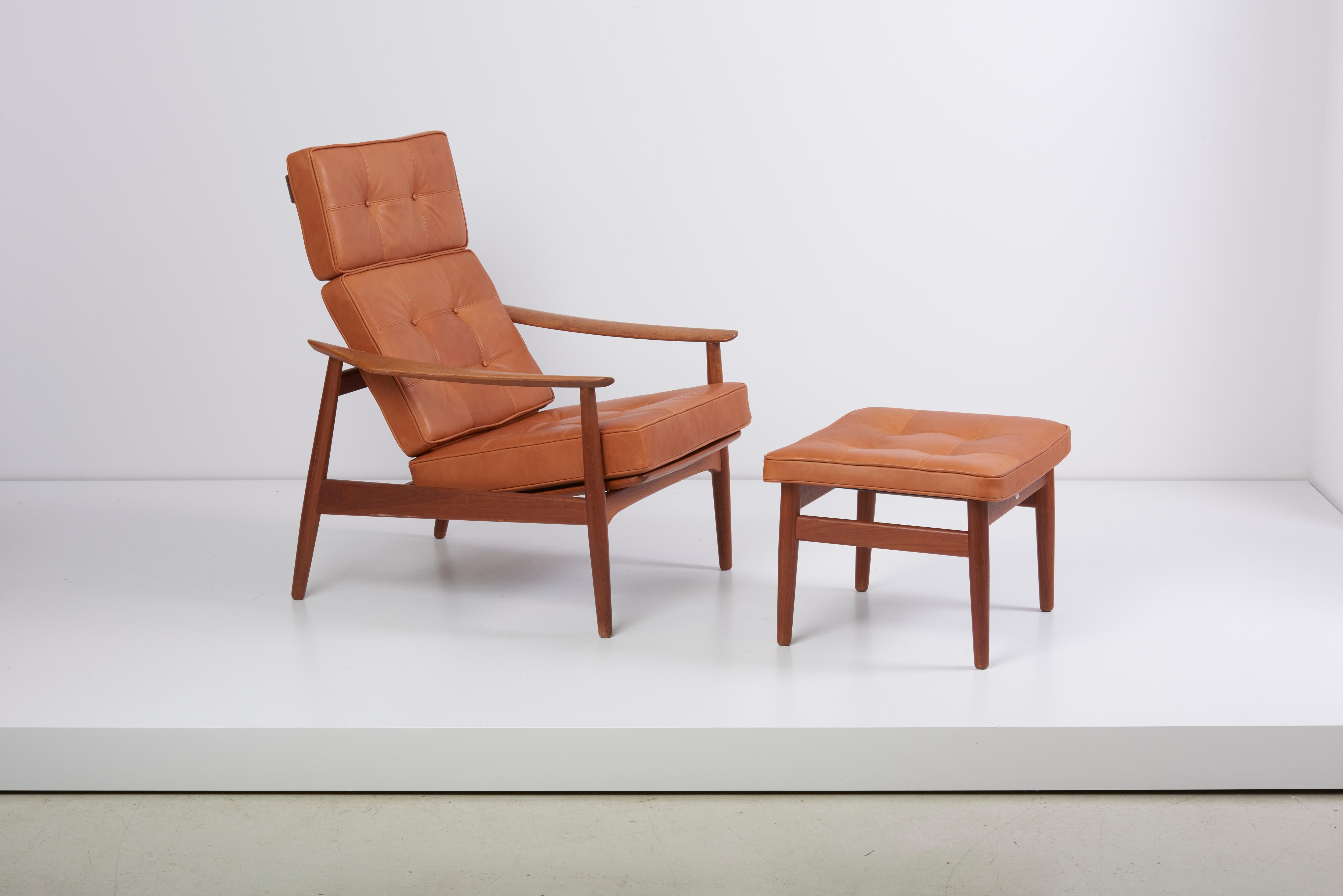 20th Century Reclining Lounge Chair FD 164 with Ottoman by Arne Vodder, Denmark, 1960s