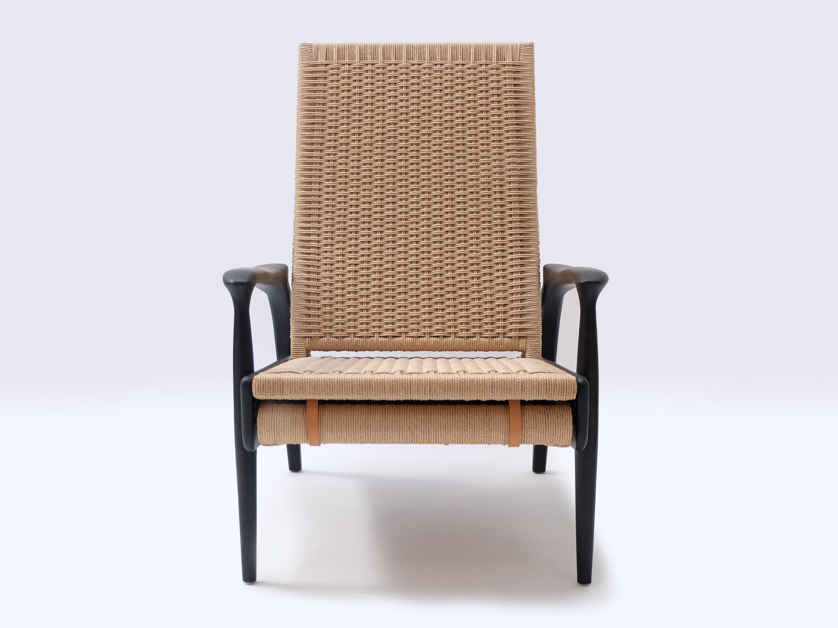 Turned Reclining Lounge Chair in Blackened Oak& Natural Danish Cord, Leather Cushions For Sale