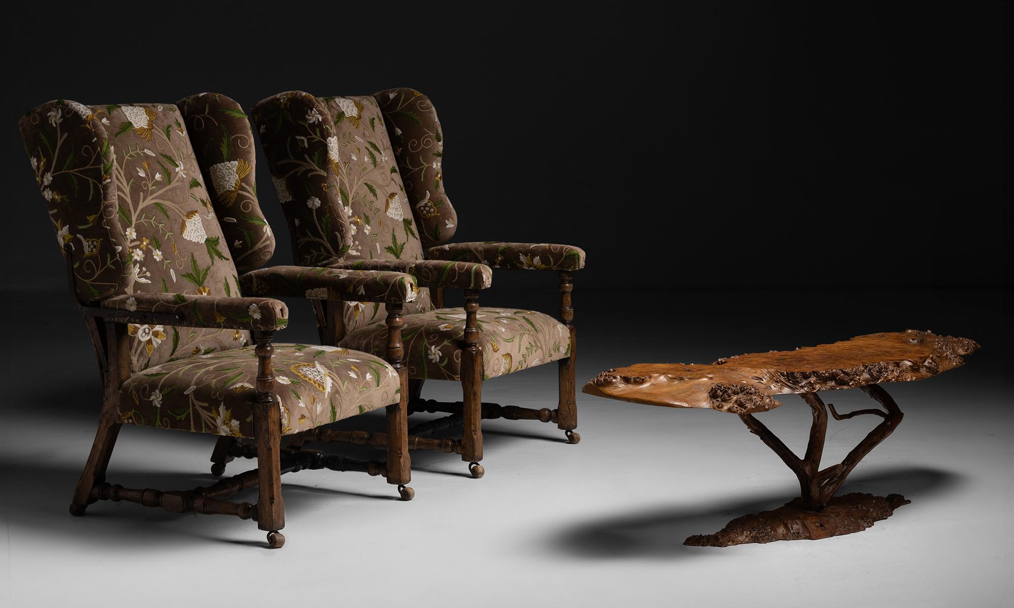 Reclining Wing Chairs in Crewel Velvet, France circa 1880 For Sale 7