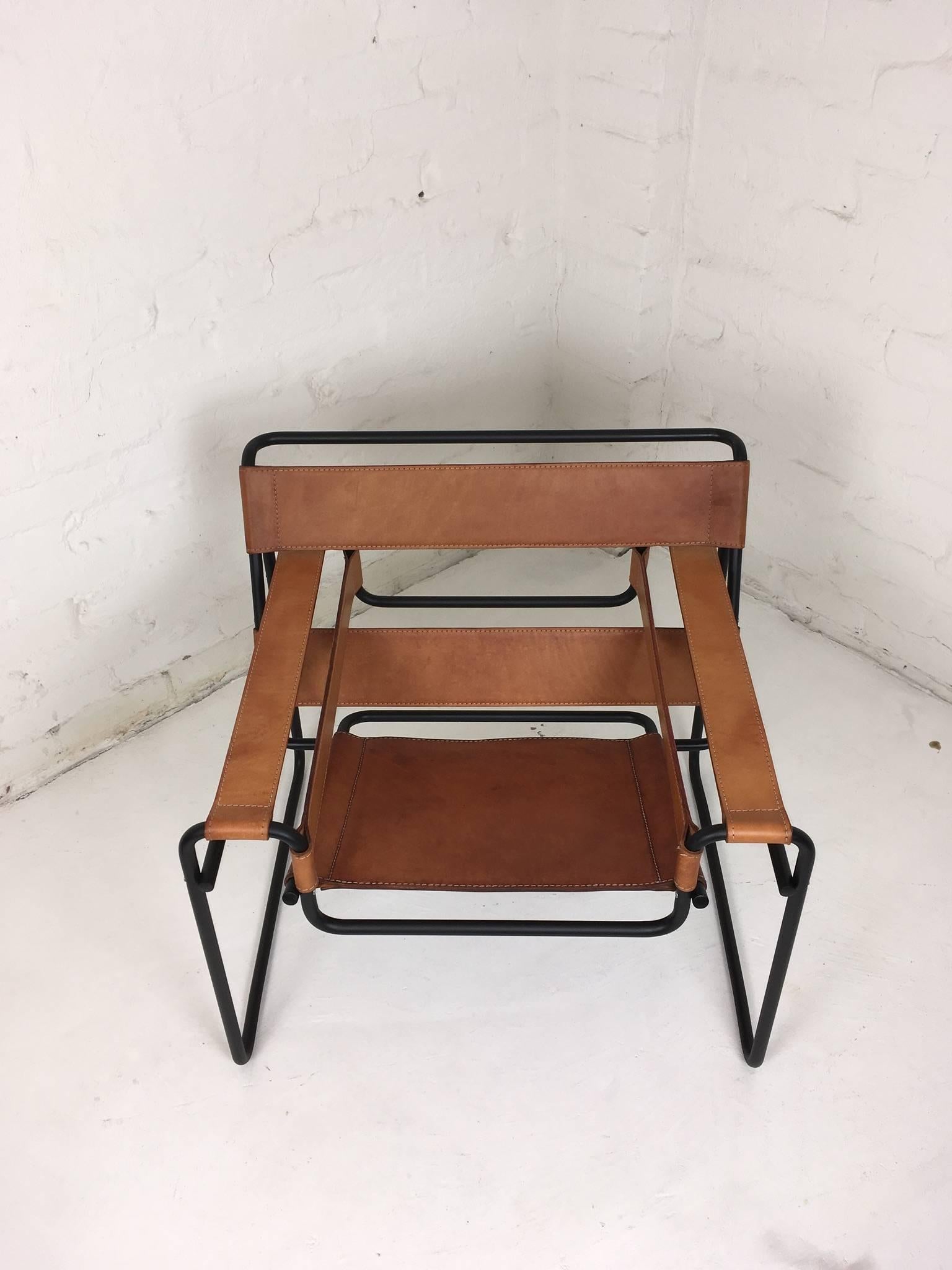 Steel Reconditioned Marcel Breuer Wassily Chair with Black Frame