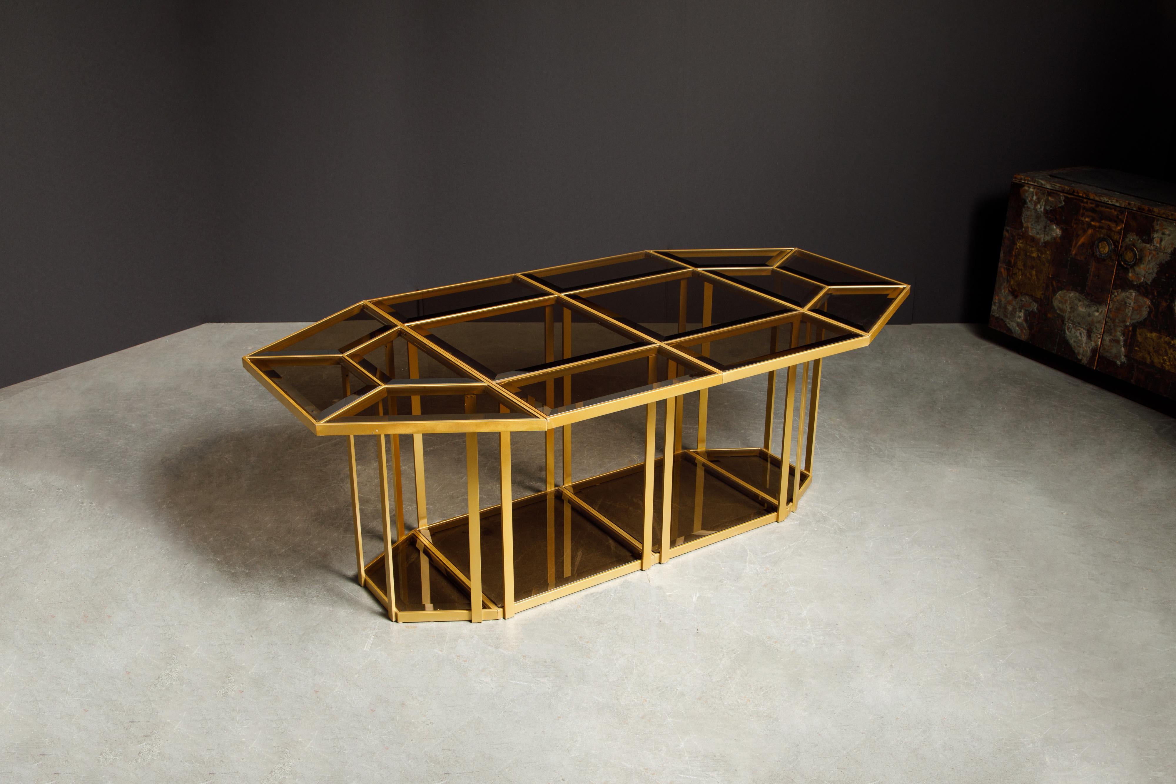Mid-Century Modern Table reconfigurable pour salle à manger, café ou centre de table en verre doré et fumé, vers 1980 en vente