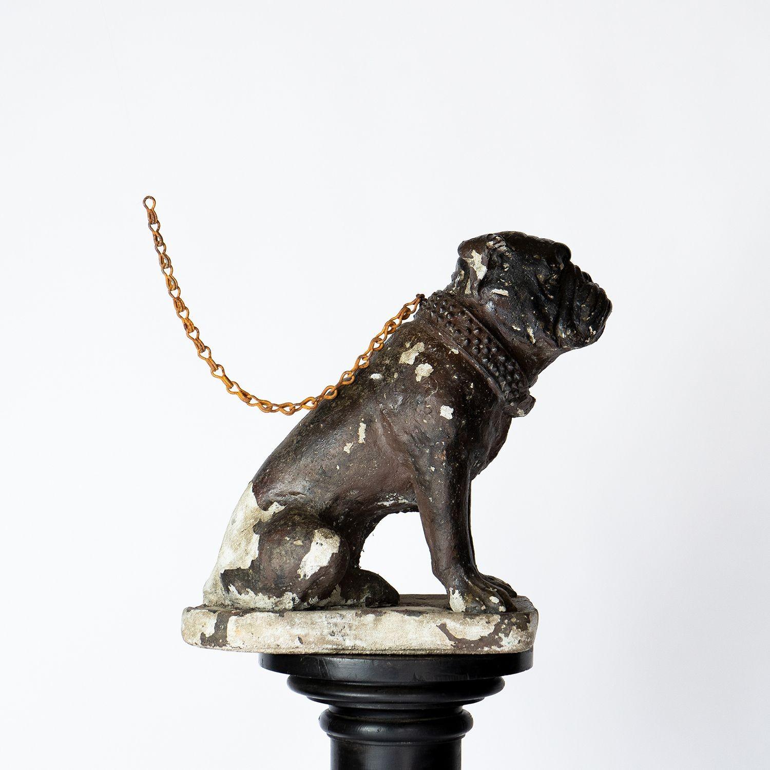 Pierre artificielle Vintage Reconstituted Stone English Bulldog Garden Statue Figure c. 1920s en vente